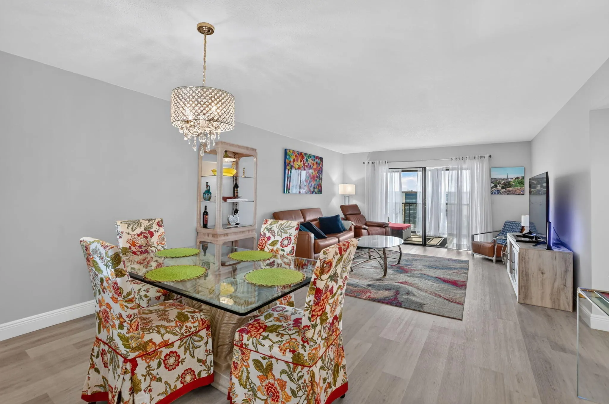 7290 KINGHURST Drive #807