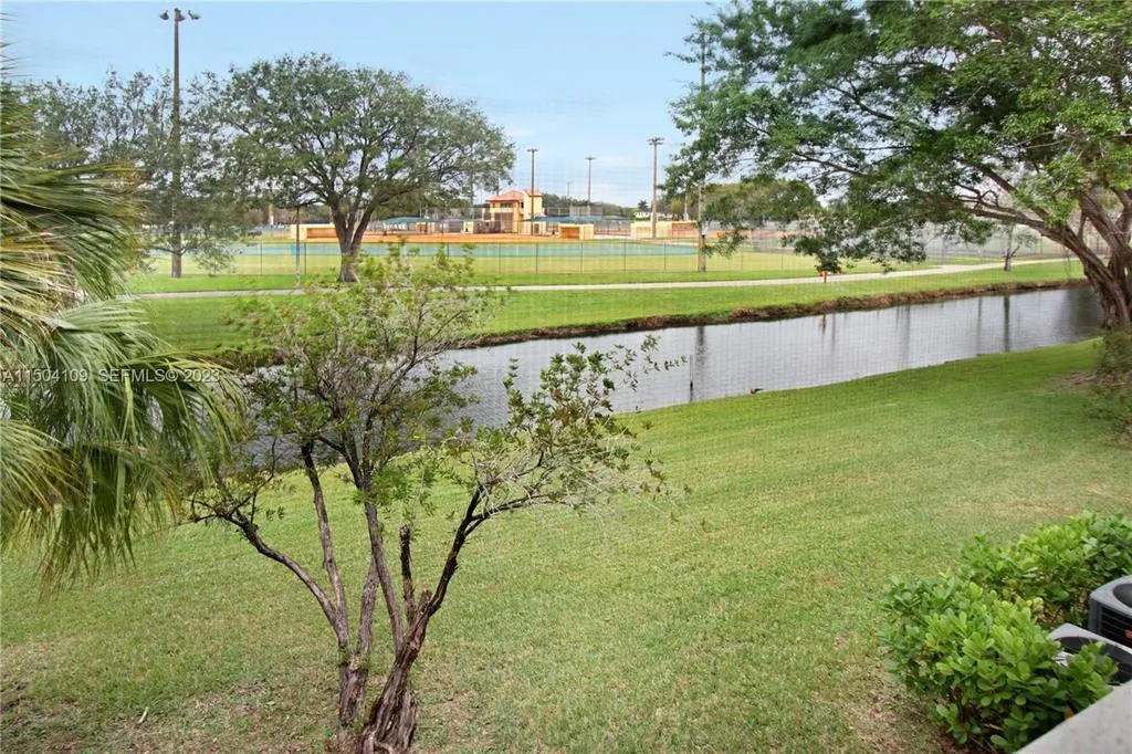 1143 CORAL CLUB Drive #1143