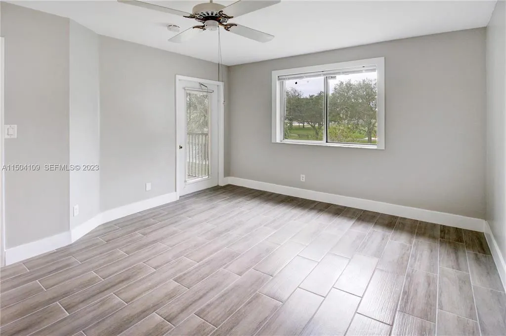 1143 CORAL CLUB Drive #1143