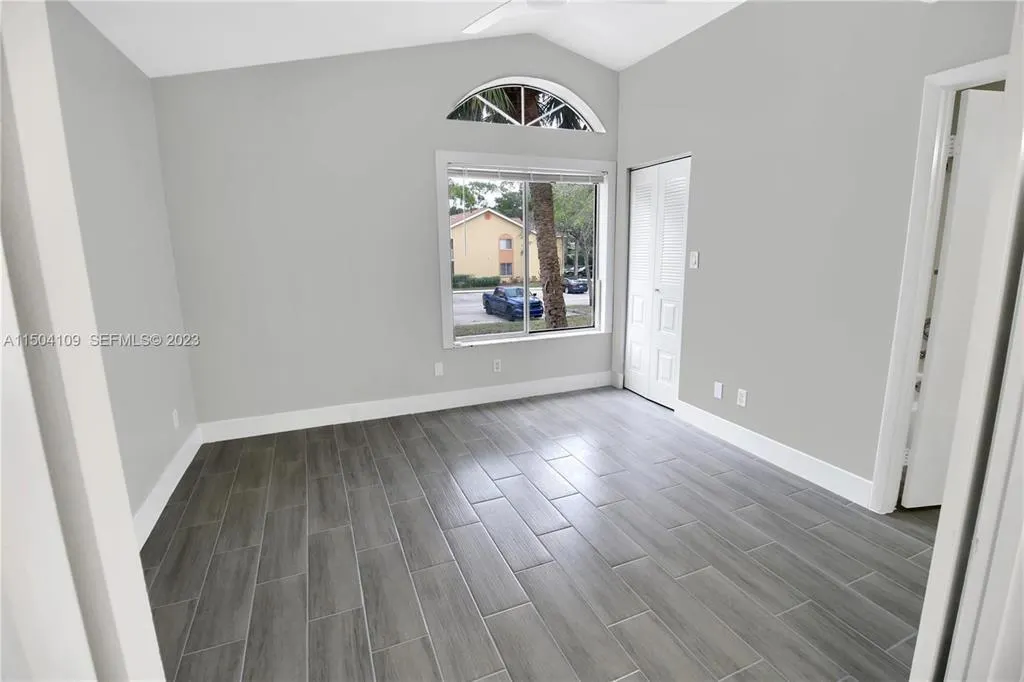 1143 CORAL CLUB Drive #1143