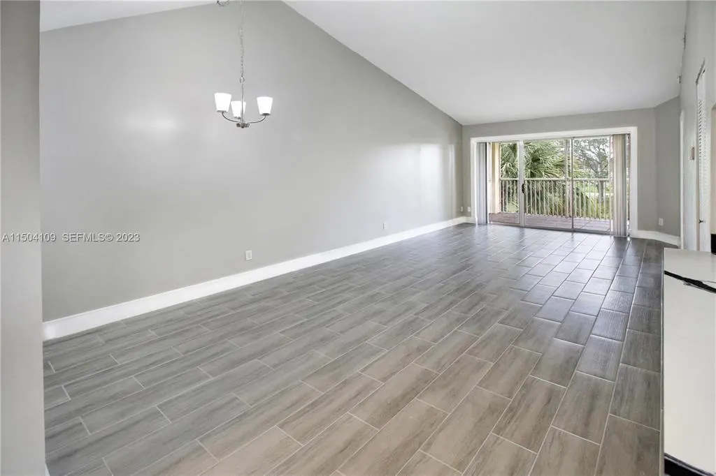 1143 CORAL CLUB Drive #1143