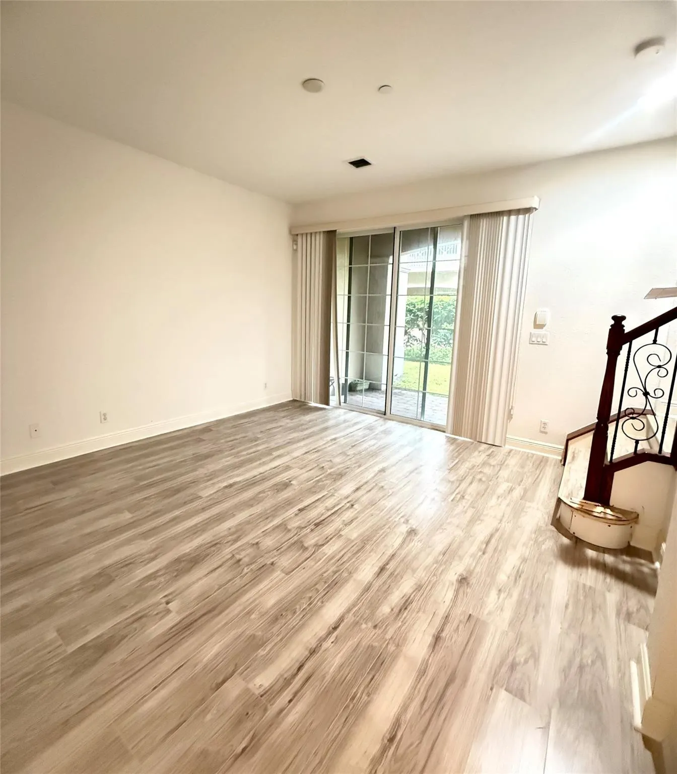 4804 SAWGRASS BREEZE Drive