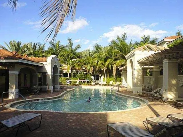 4804 SAWGRASS BREEZE Drive