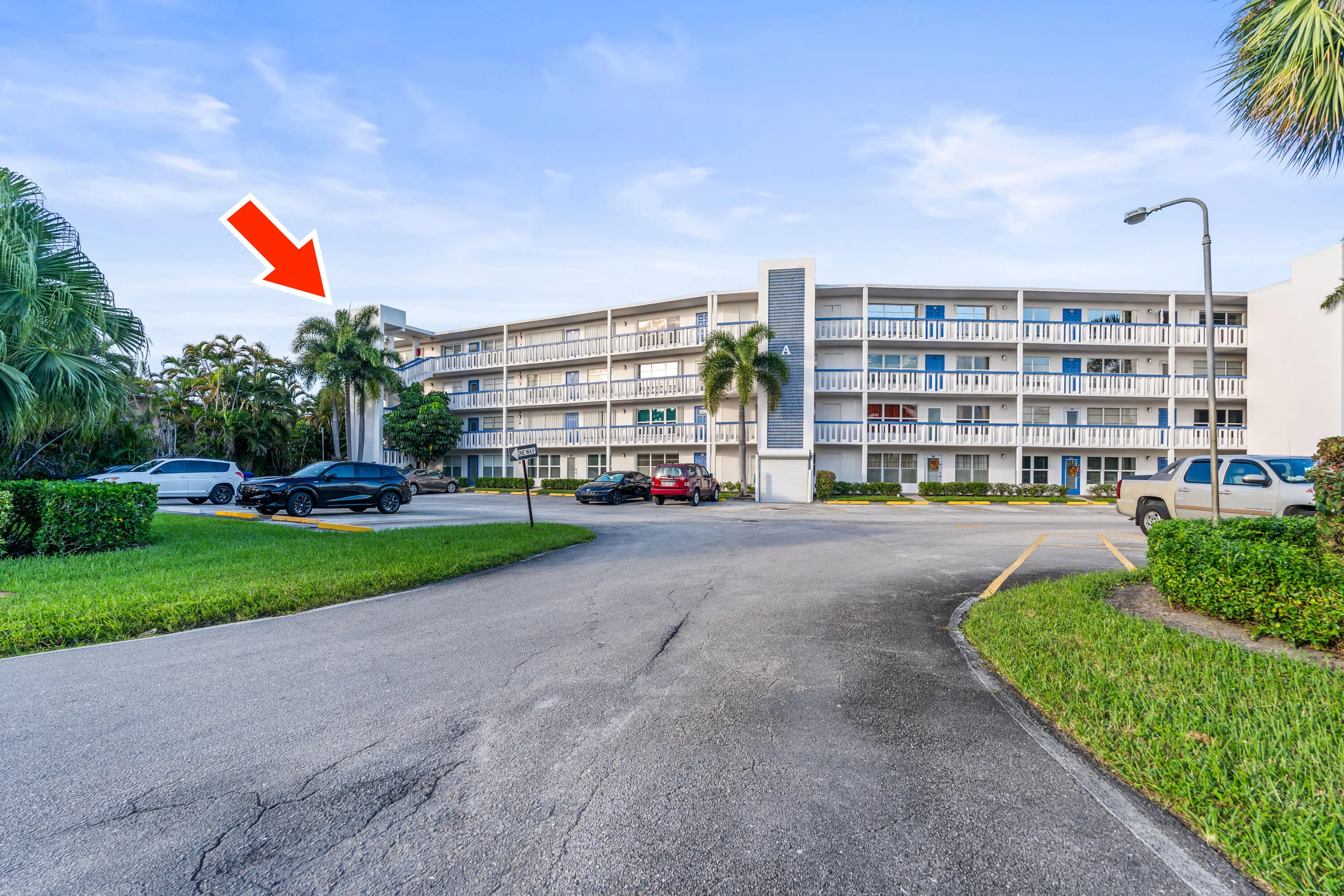 401 Greenbrier A