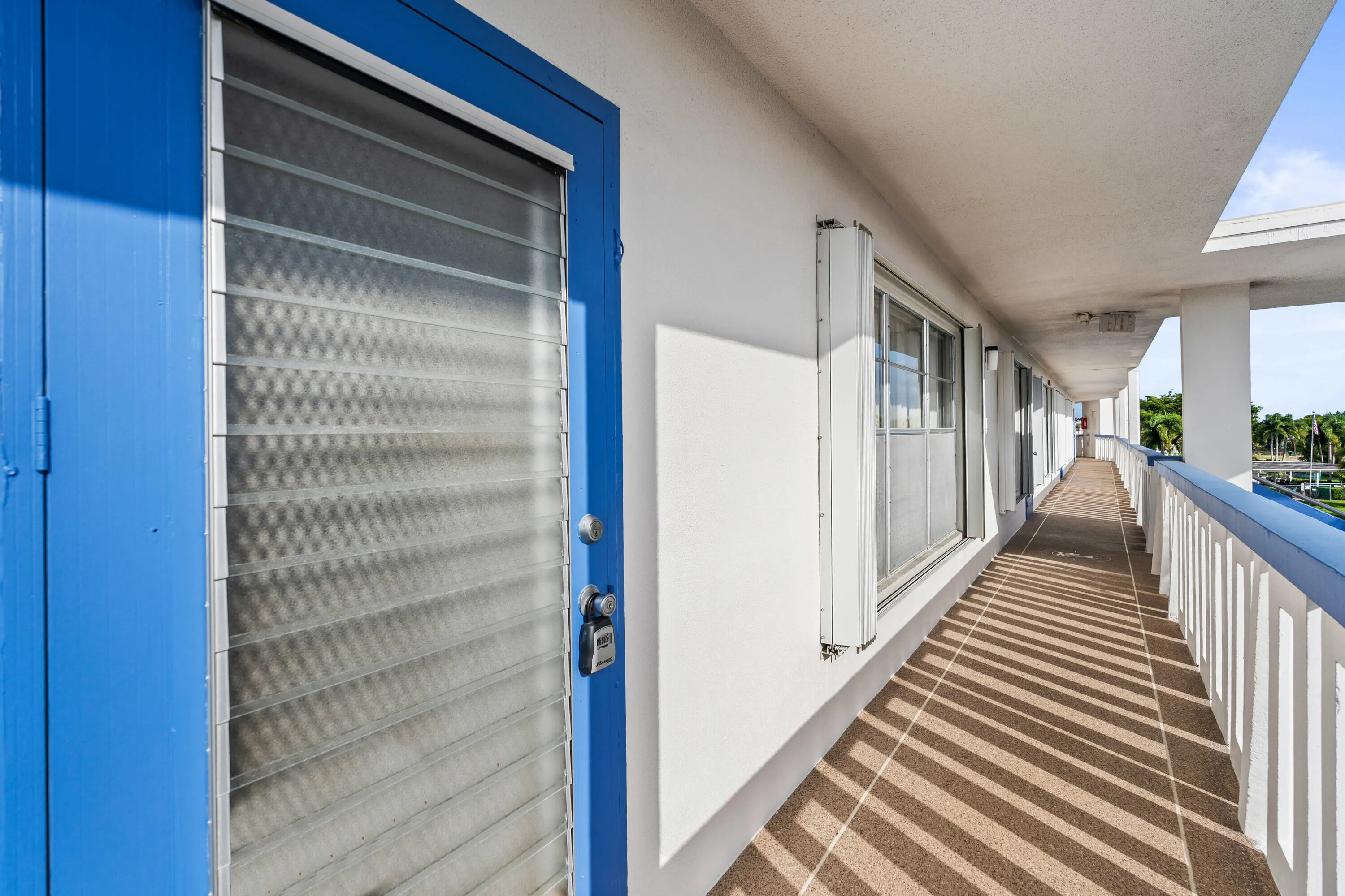 401 Greenbrier A