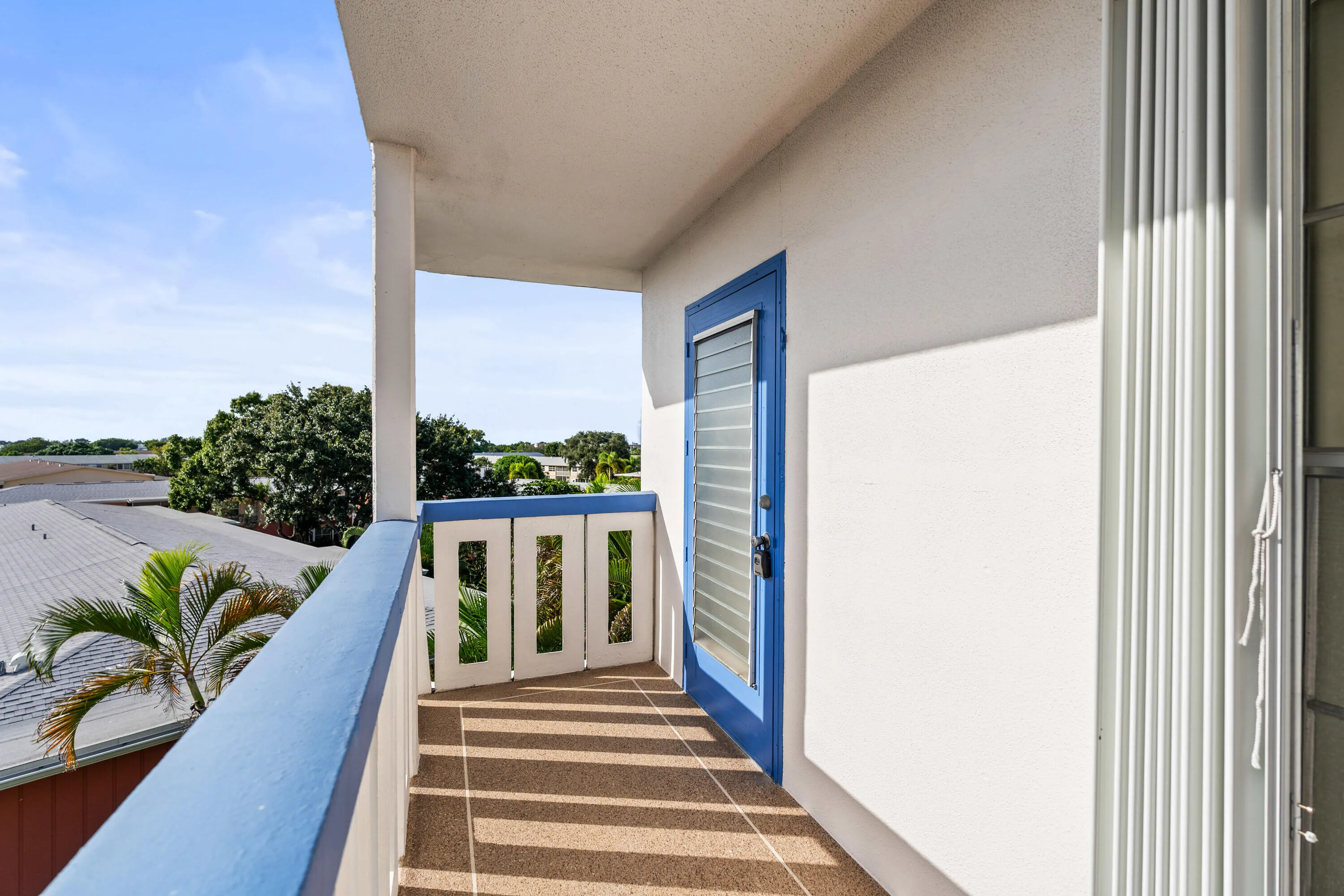 401 Greenbrier A