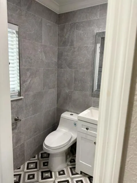 115 LUCERNE Avenue #1