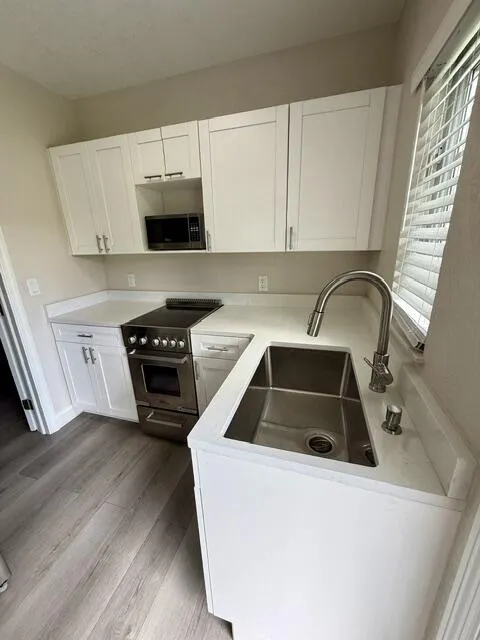 115 LUCERNE Avenue #1