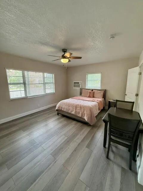 115 LUCERNE Avenue #1