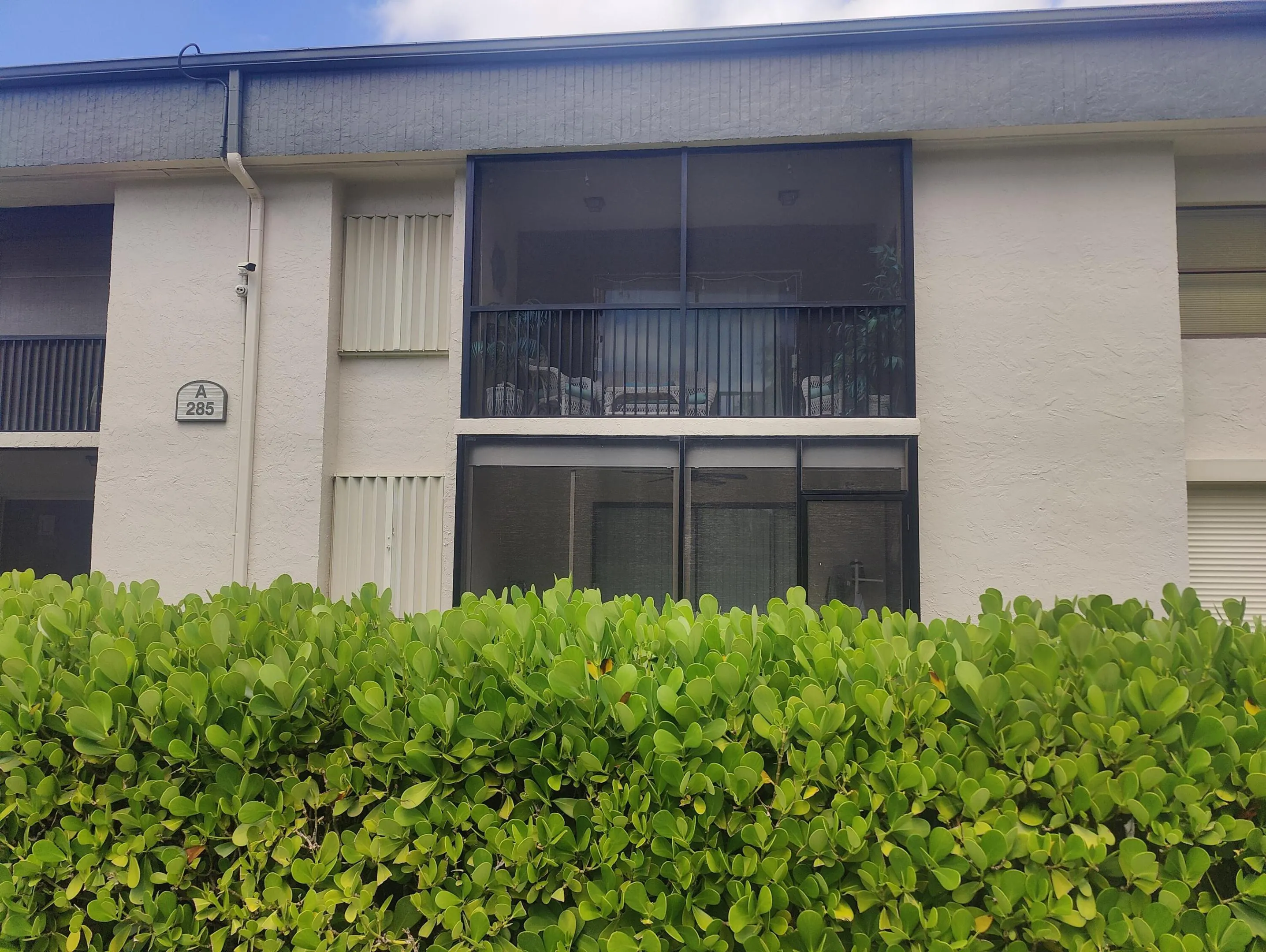 285 SE 10TH Street #8A
