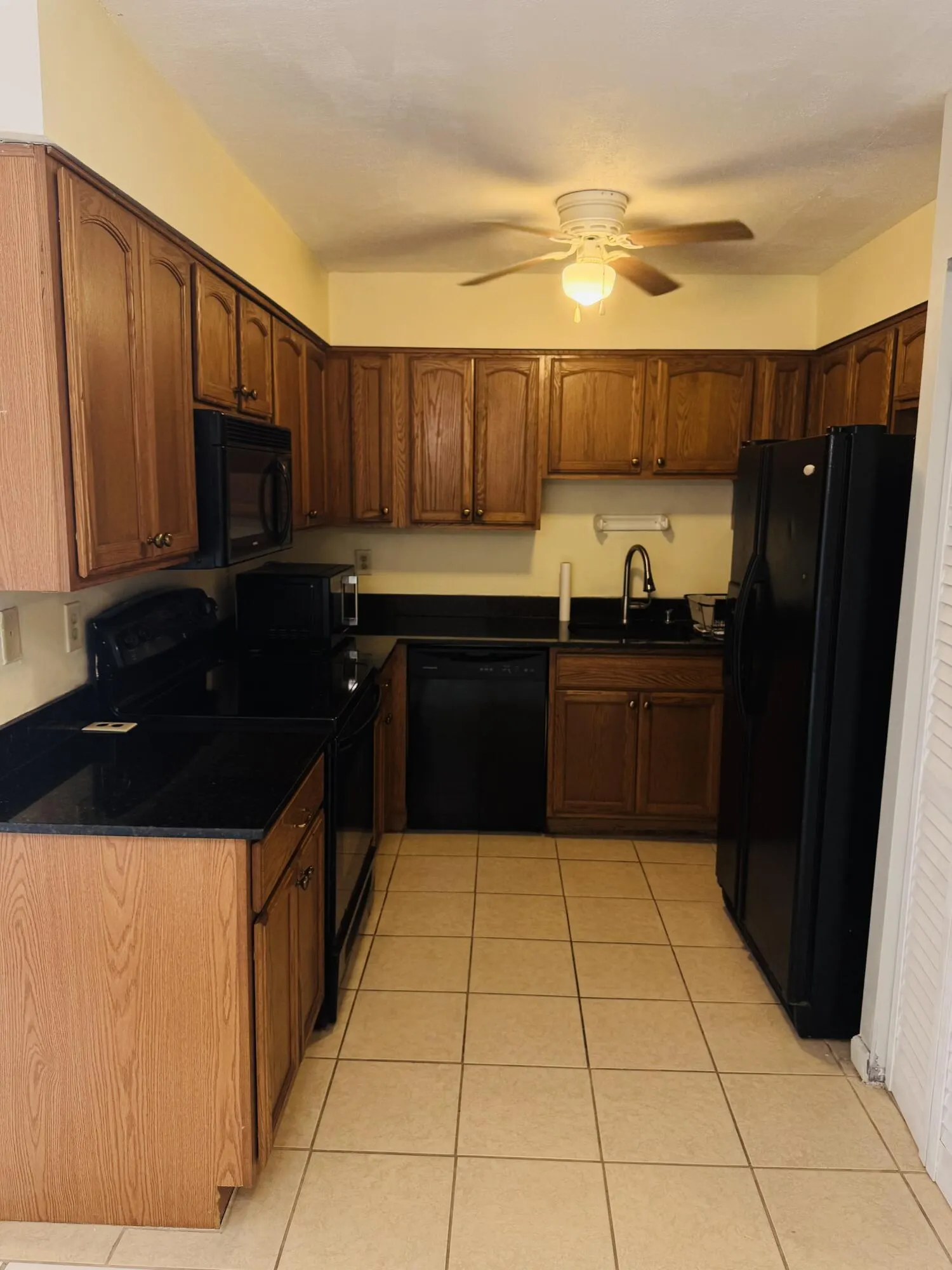 1100 SE 4TH Avenue #1