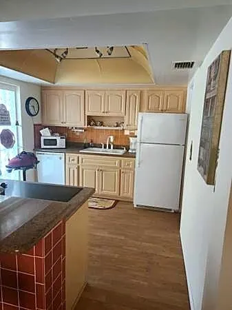 3204 Colony Club Road #6