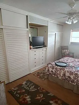3204 Colony Club Road #6