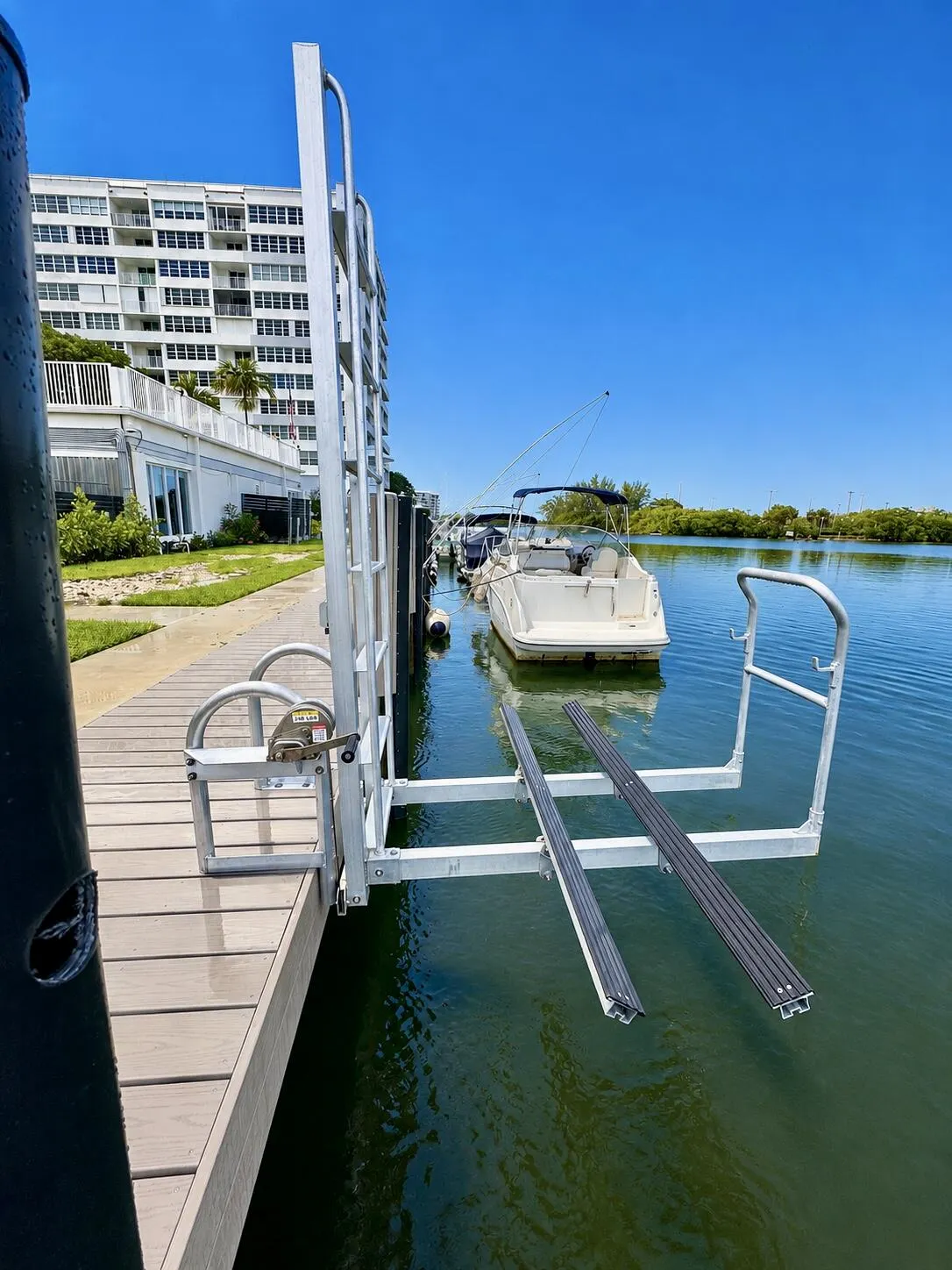 1170 N FEDERAL Highway #512