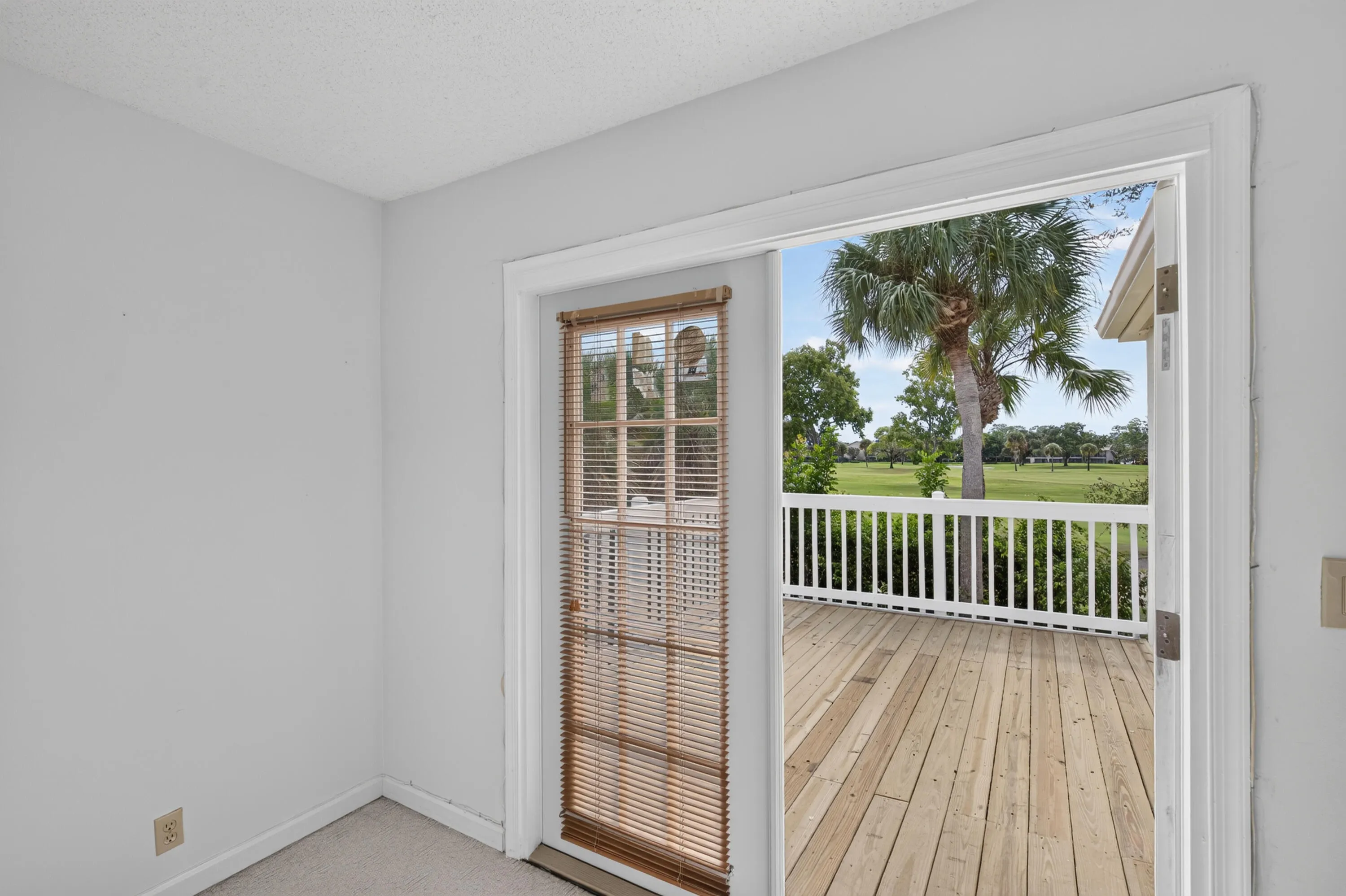 18205 SE Fairview Circle