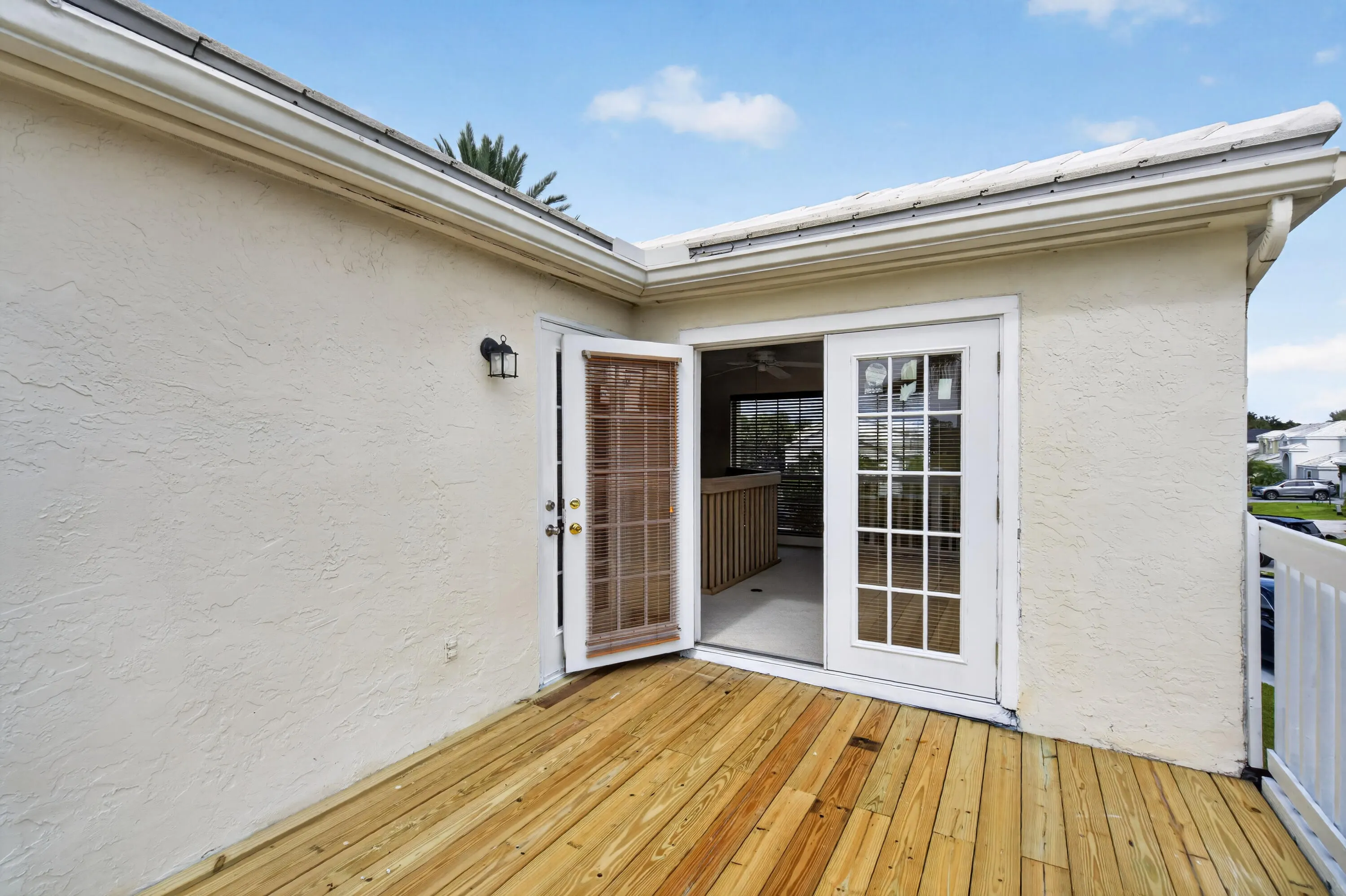 18205 SE Fairview Circle