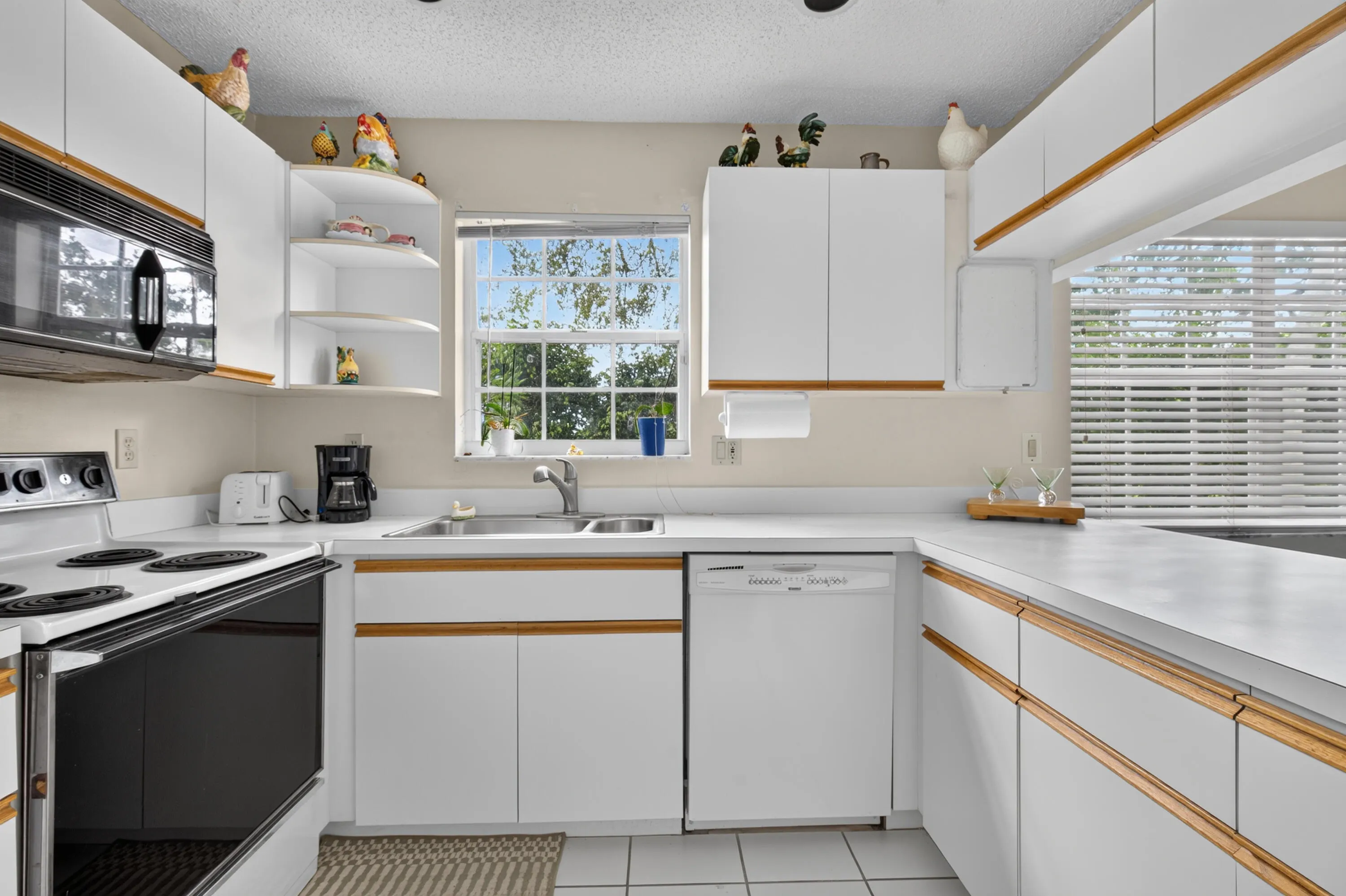 18205 SE Fairview Circle
