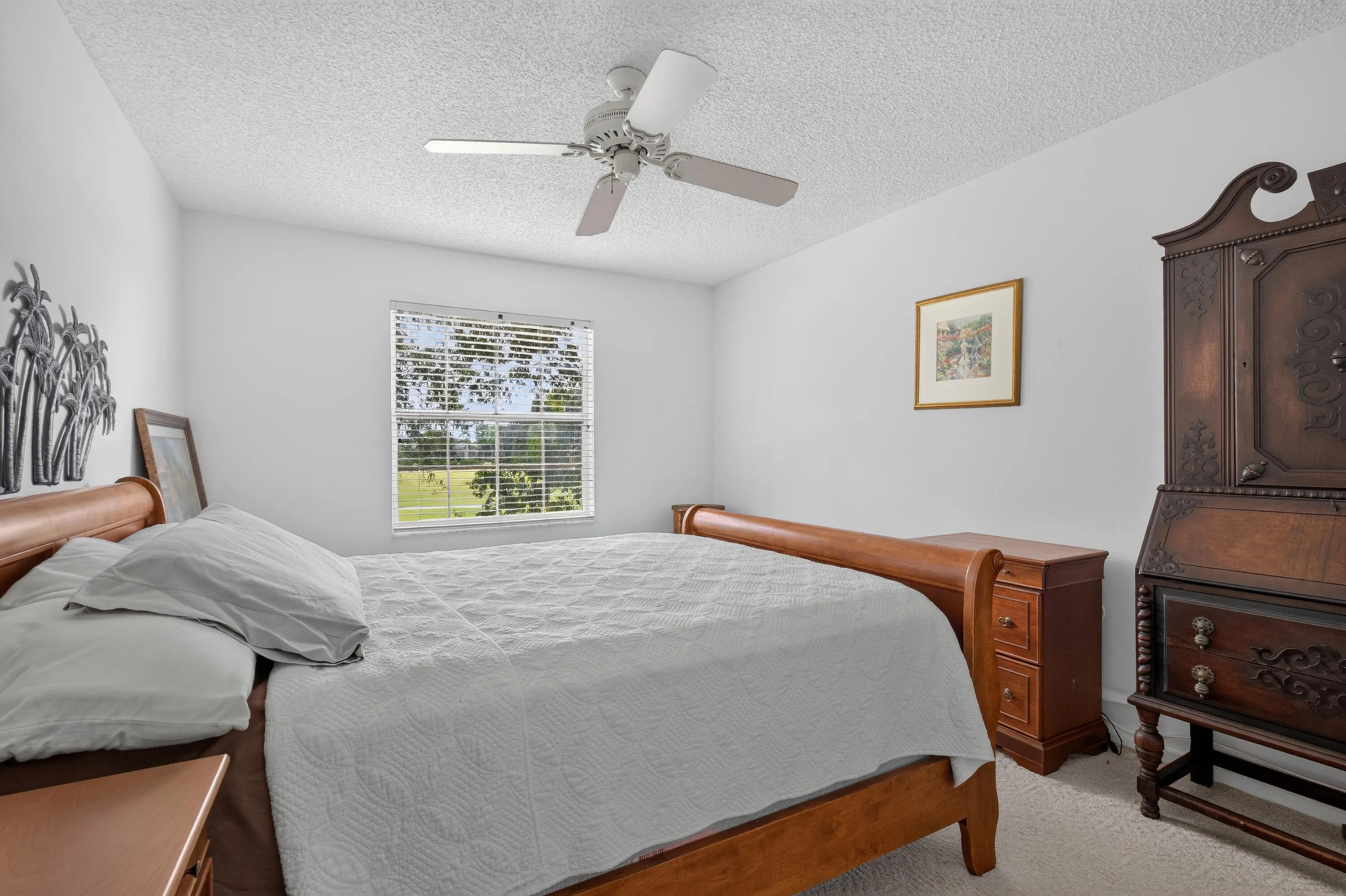 18205 SE Fairview Circle