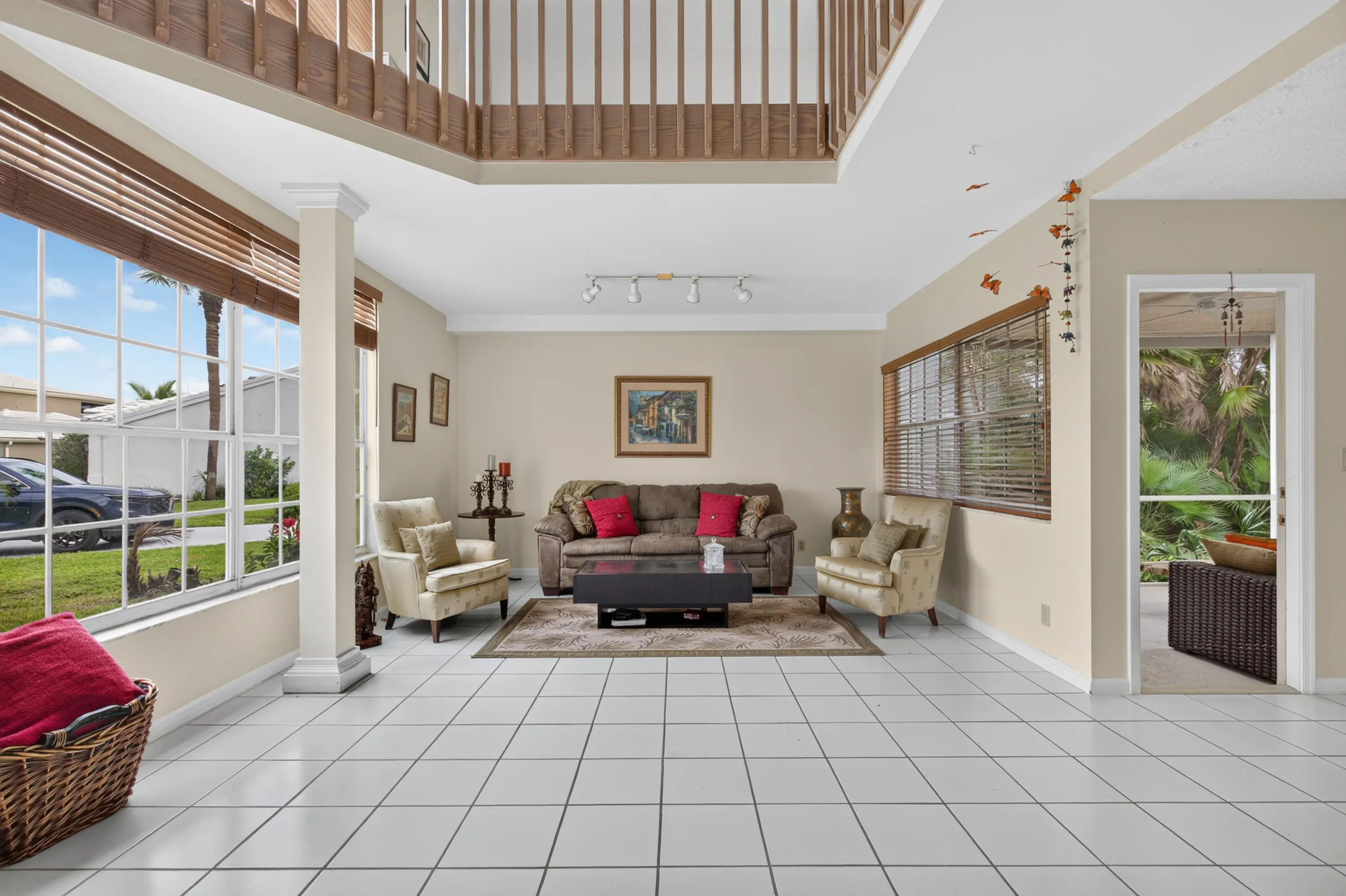 18205 SE Fairview Circle