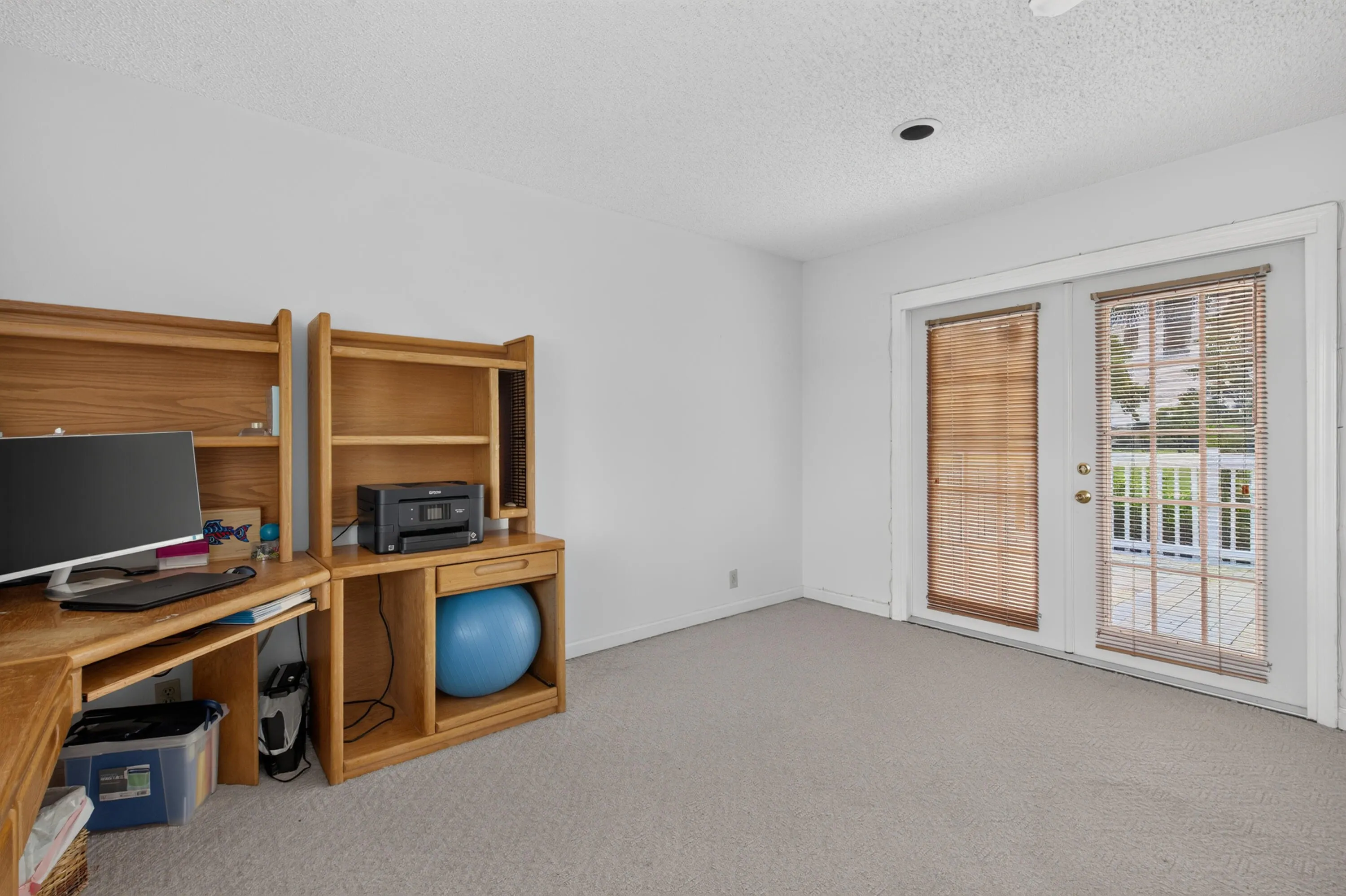 18205 SE Fairview Circle