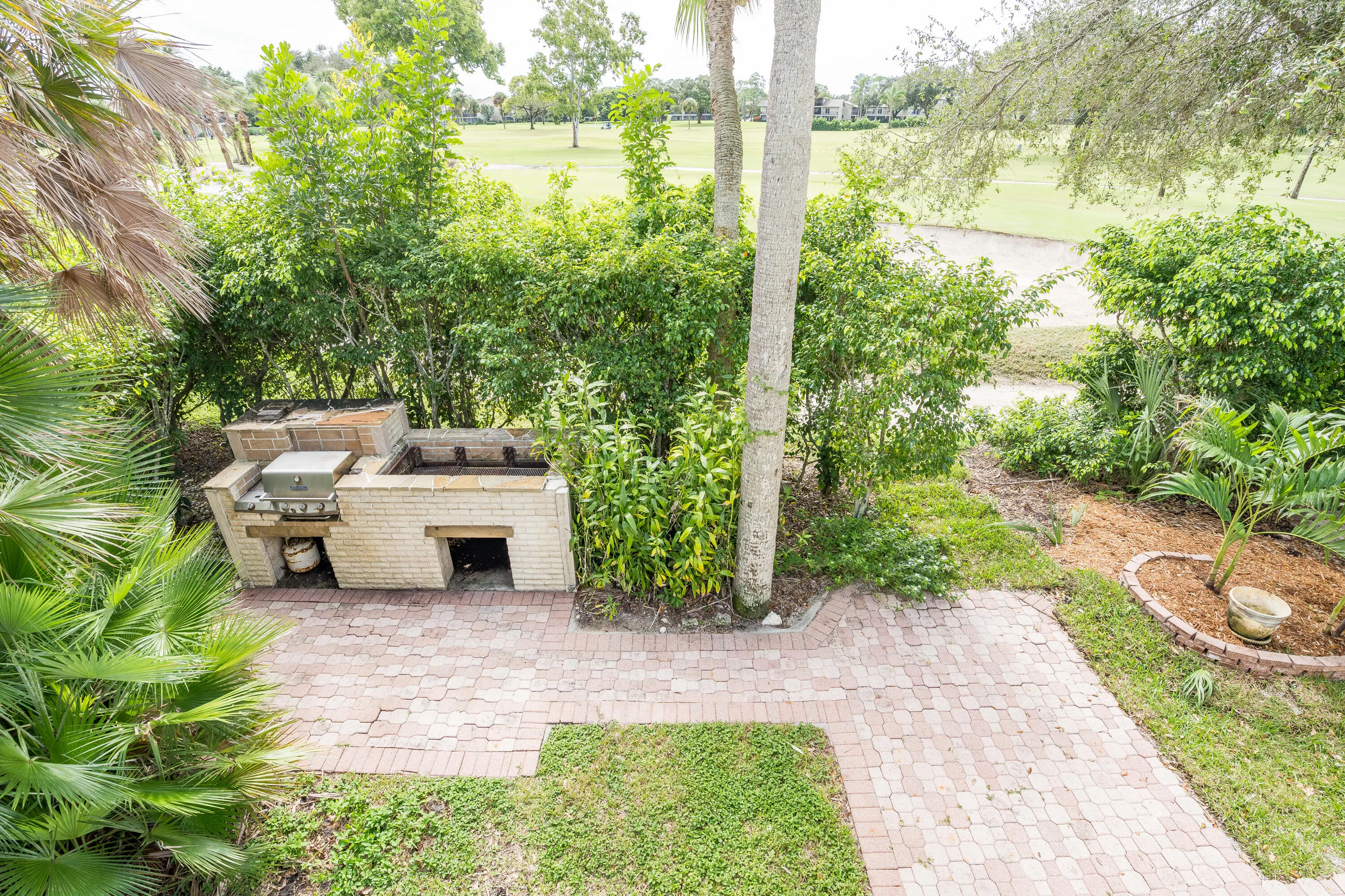 18205 SE Fairview Circle