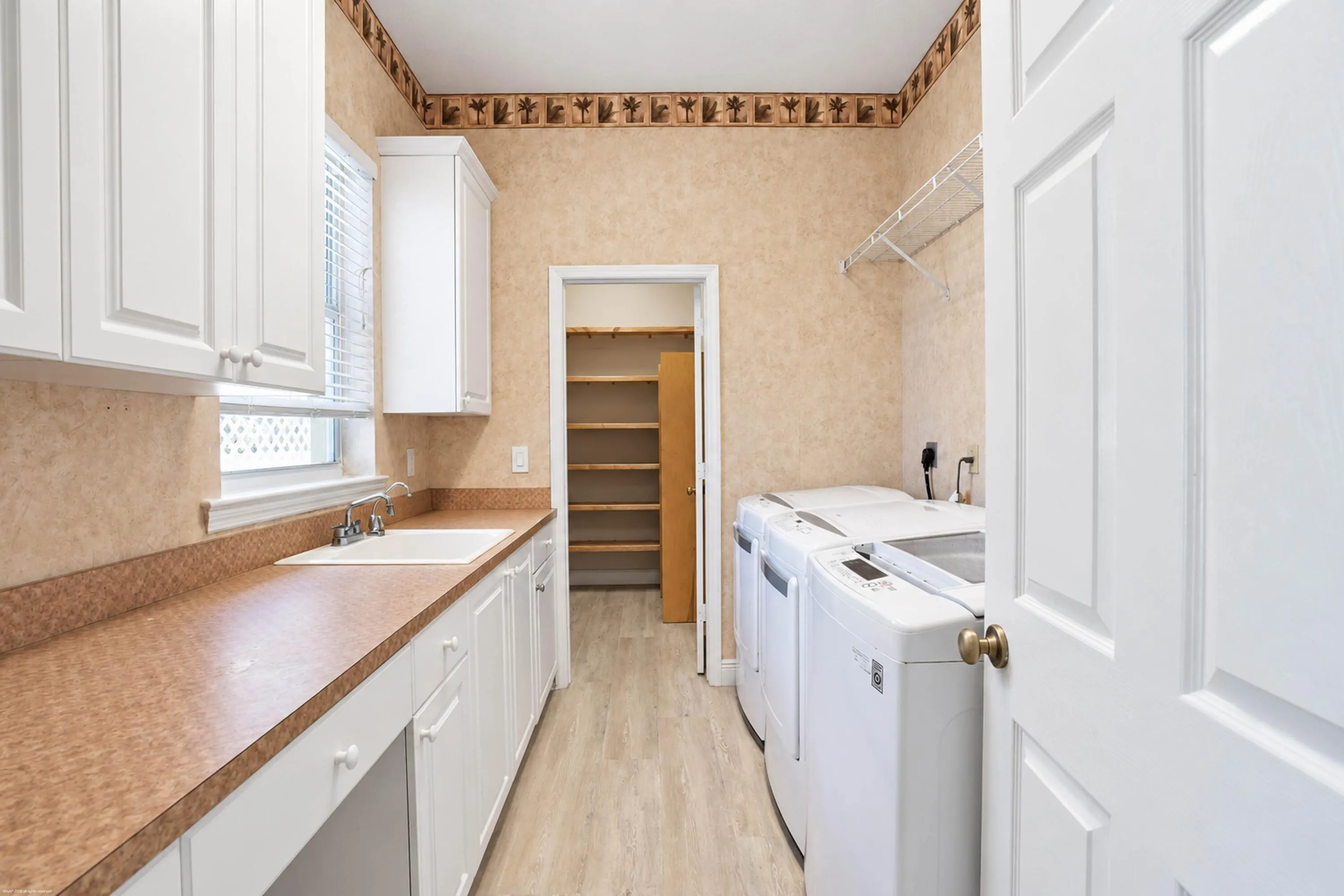 5508 SW ORCHID BAY Drive