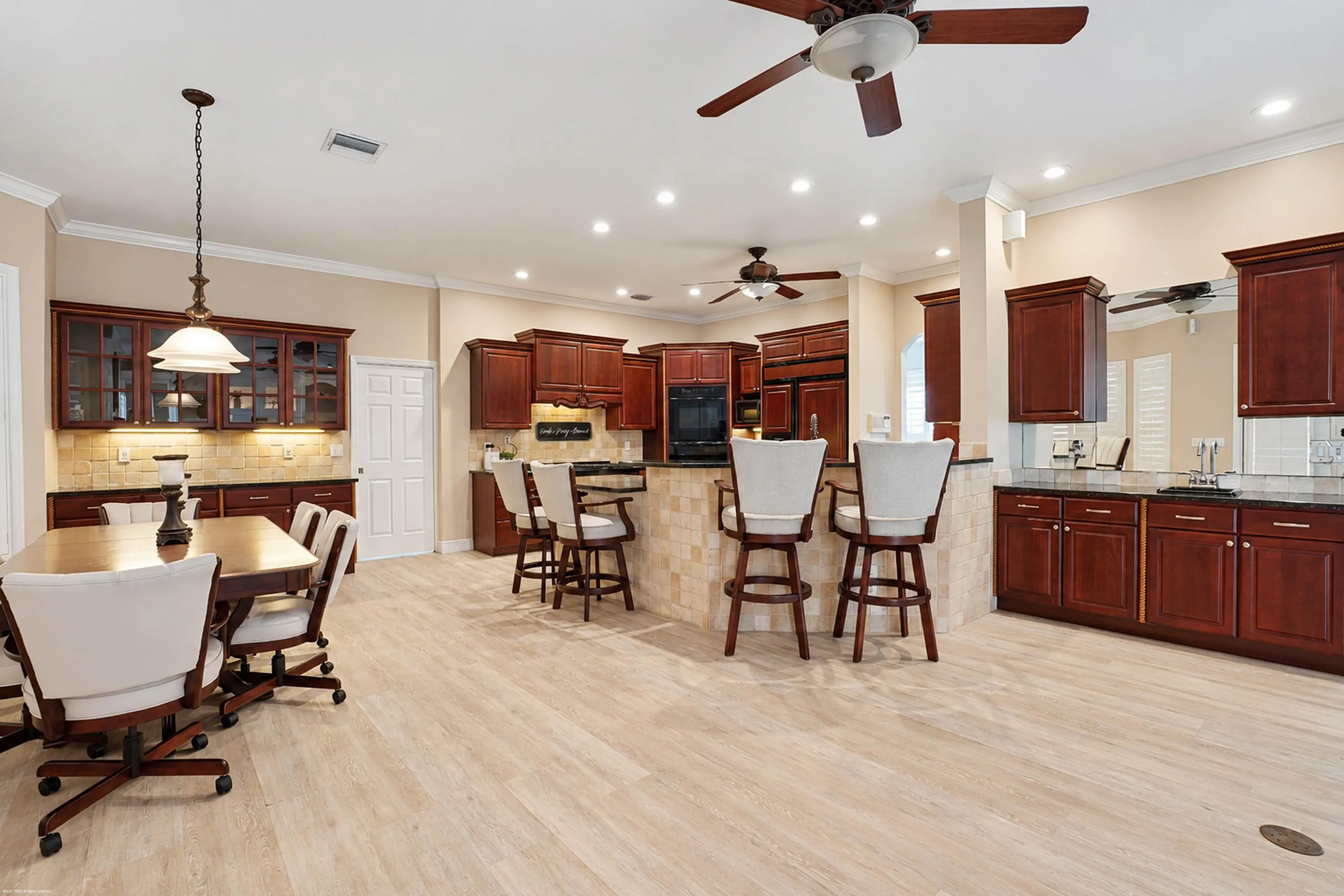 5508 SW ORCHID BAY Drive