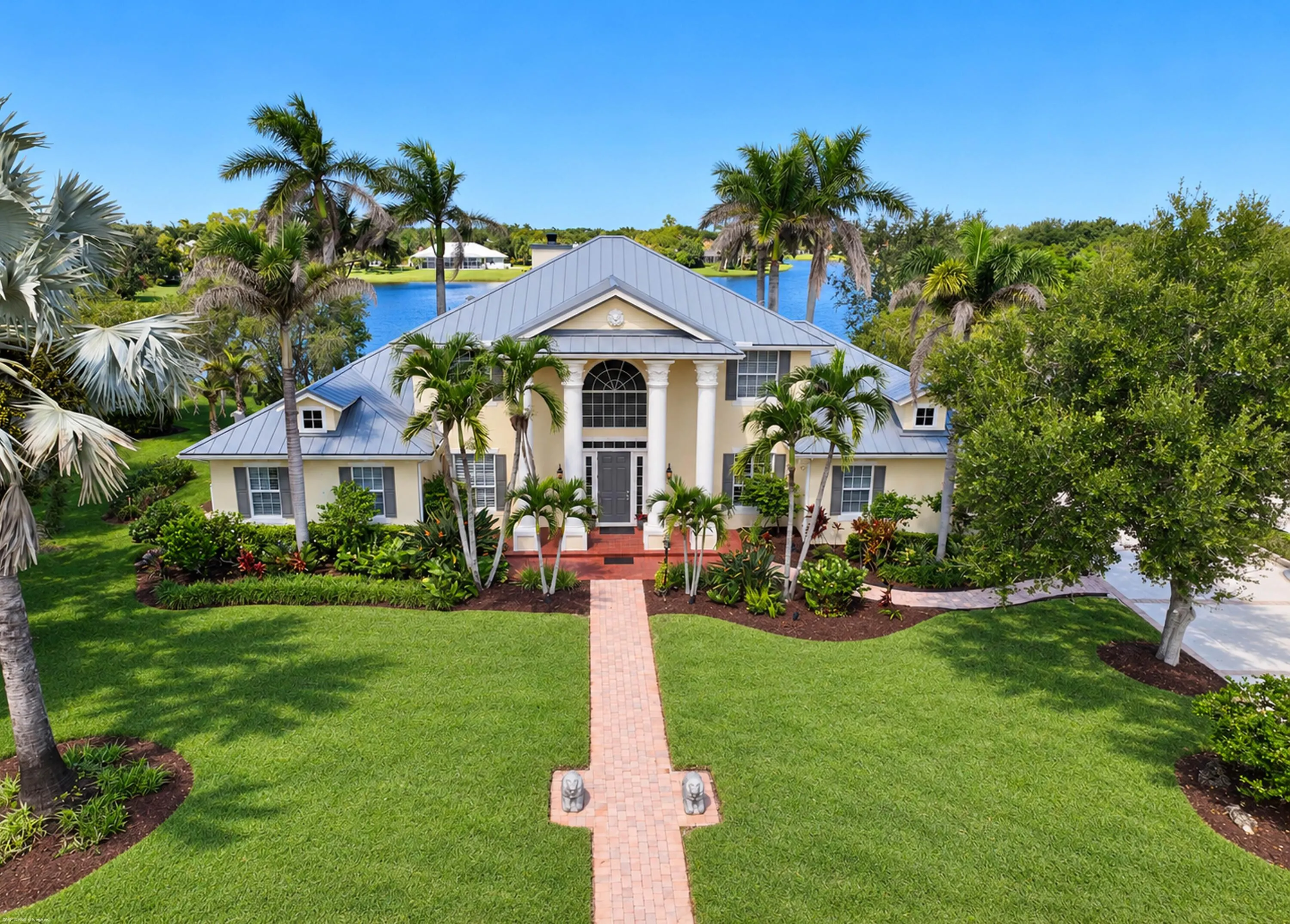 5508 SW ORCHID BAY Drive