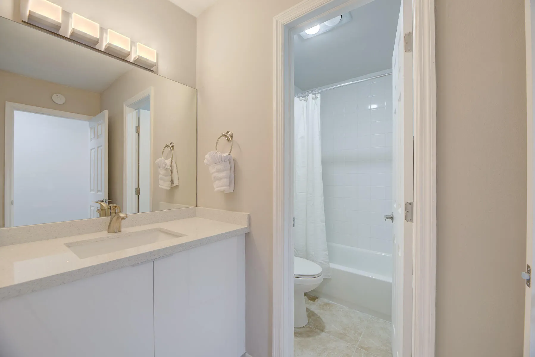 902 PALM Avenue #3