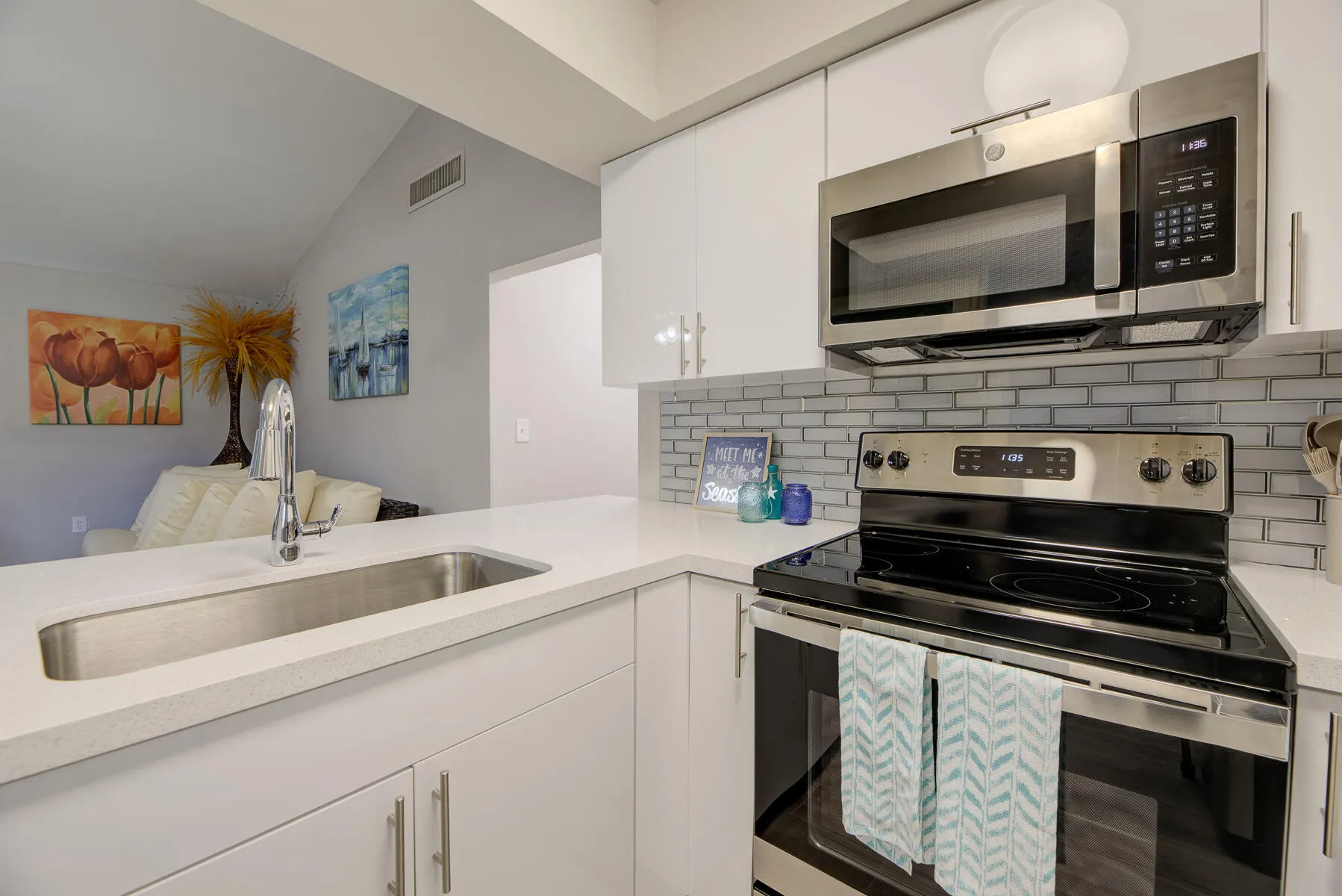 902 PALM Avenue #3