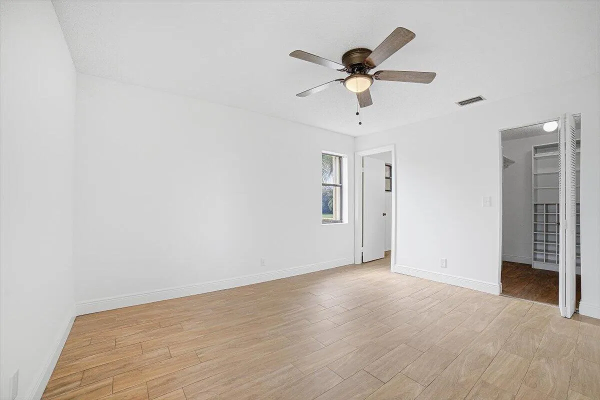 4880 LUCERNE LAKES Boulevard W #206