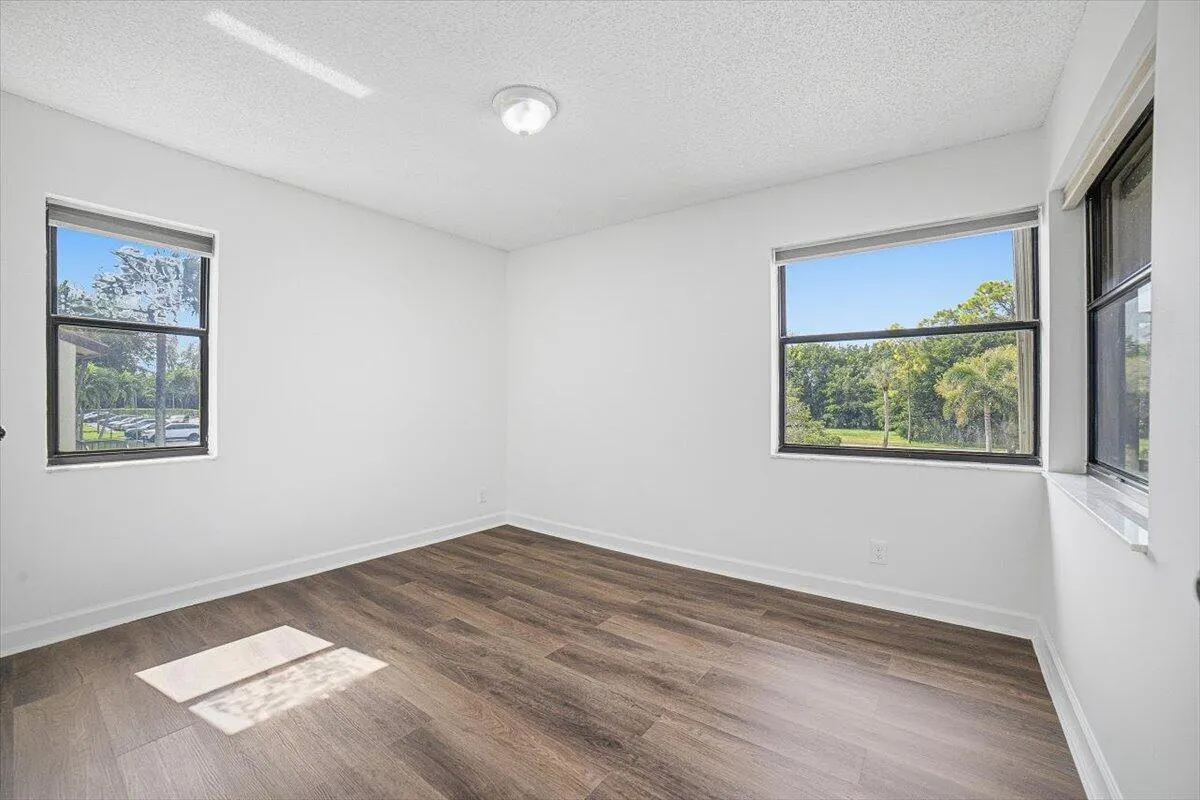 4880 LUCERNE LAKES Boulevard W #206