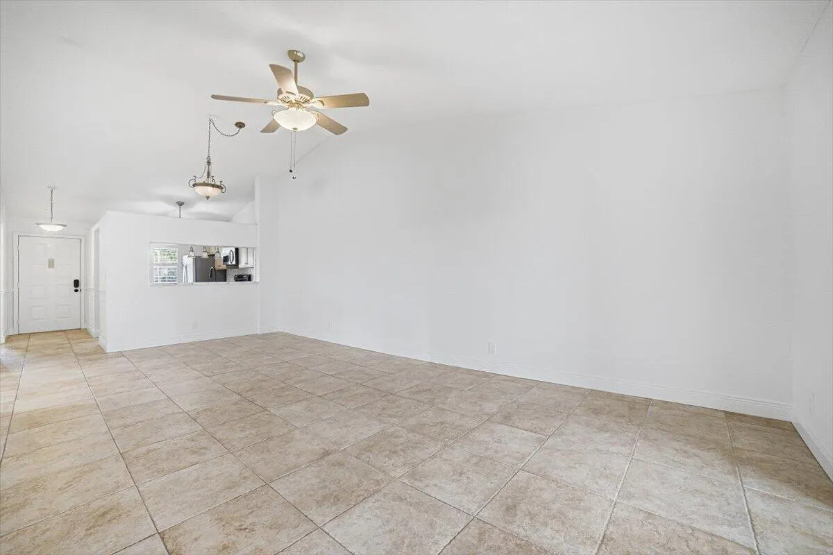 4880 LUCERNE LAKES Boulevard W #206