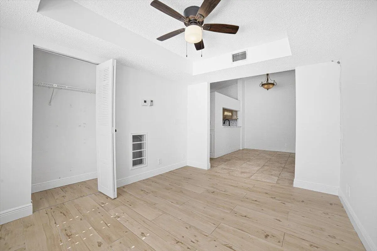 4880 LUCERNE LAKES Boulevard W #206