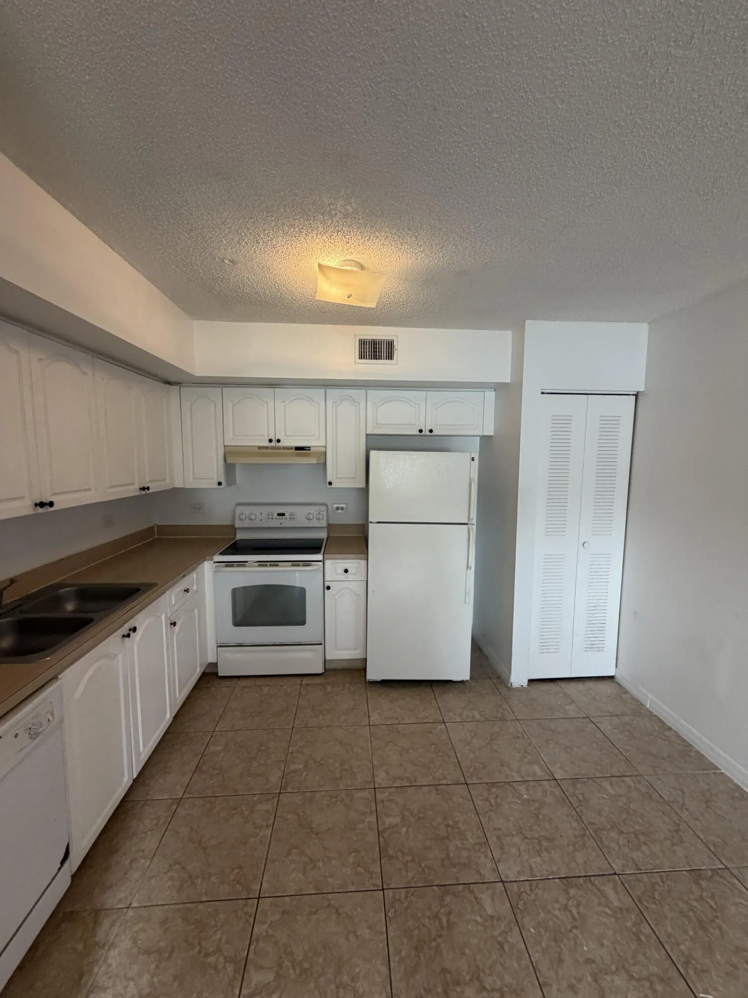 3630 N 56TH Avenue #312