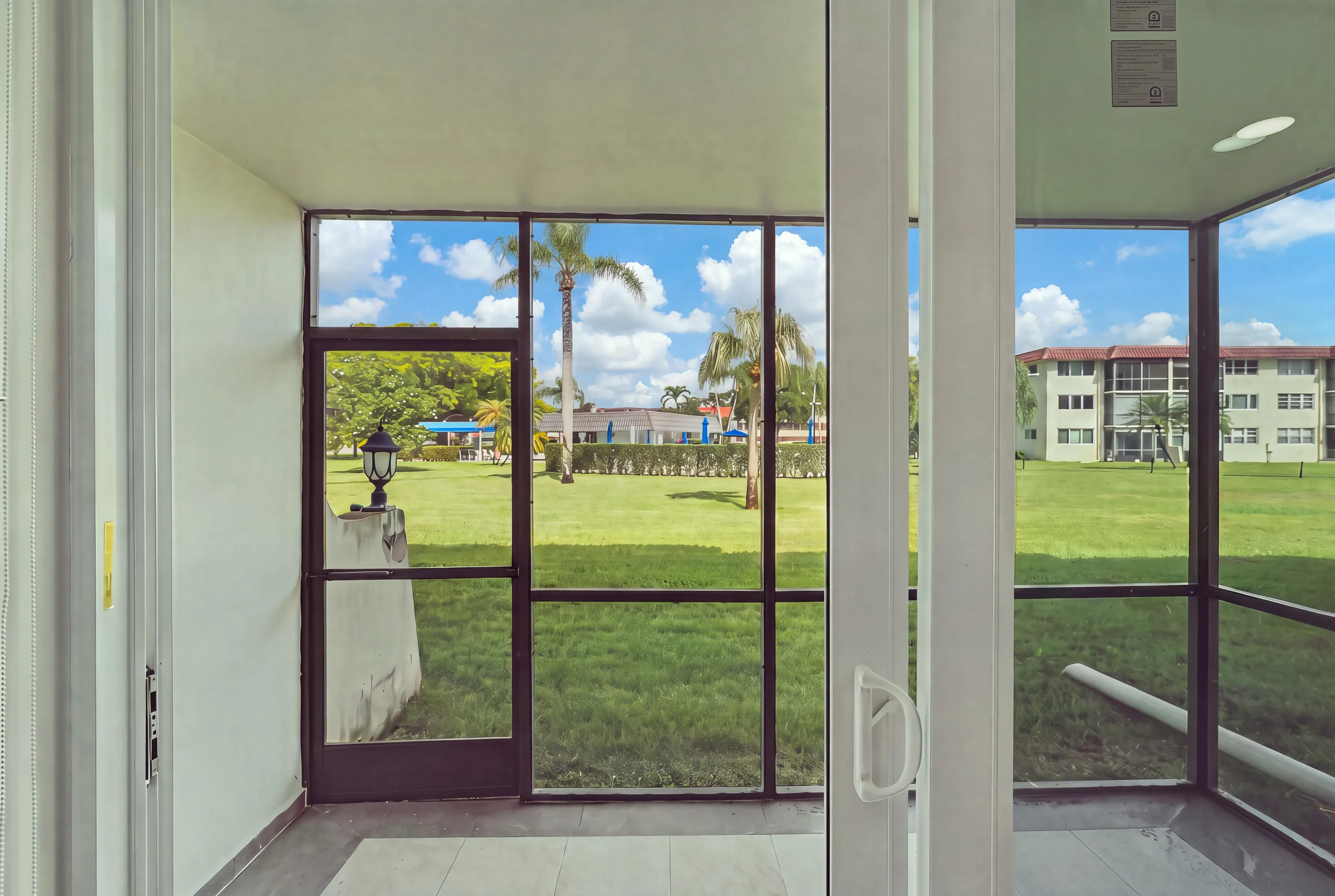 9523 S HOLLYBROOK LAKE Drive #107