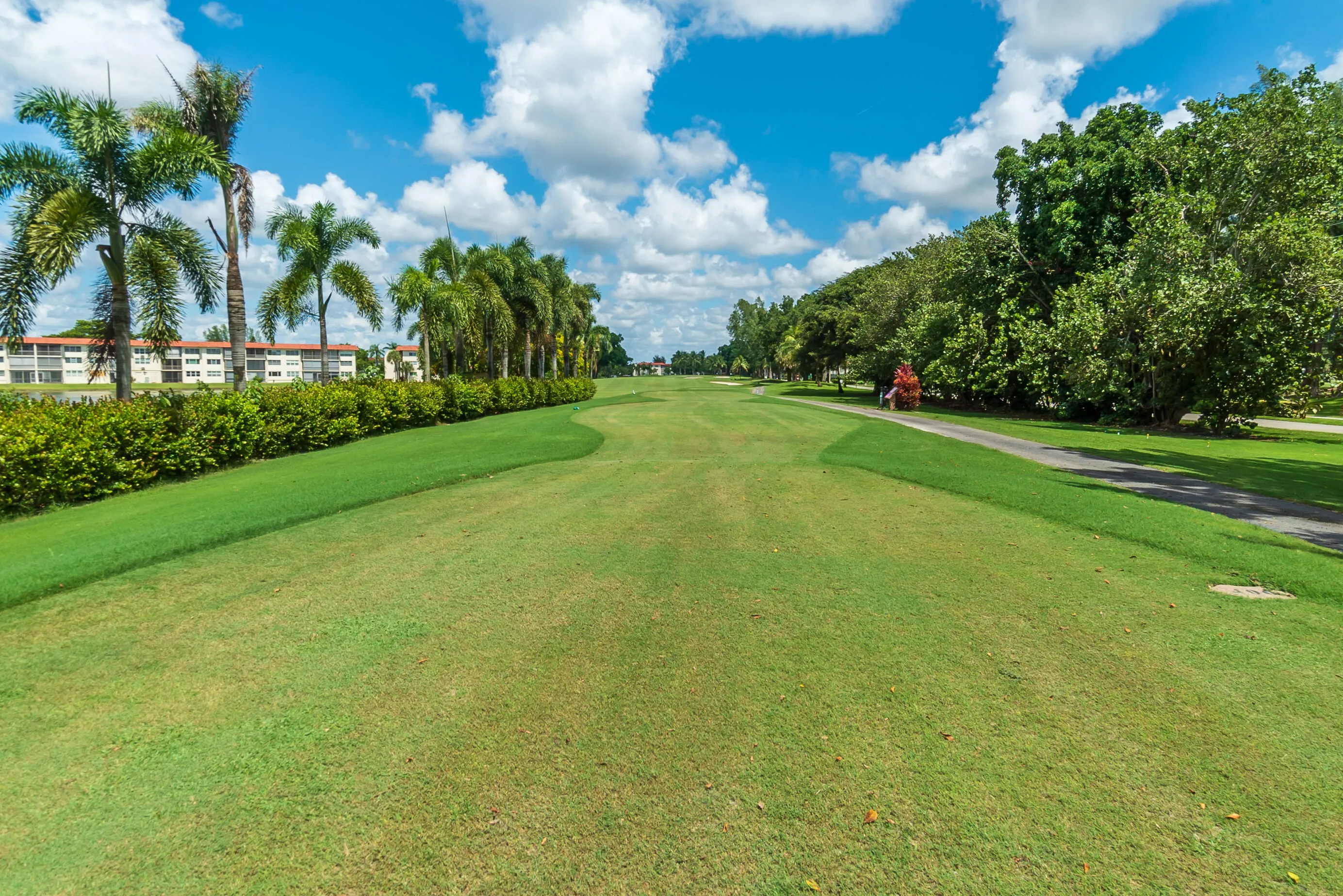9523 S HOLLYBROOK LAKE Drive #107