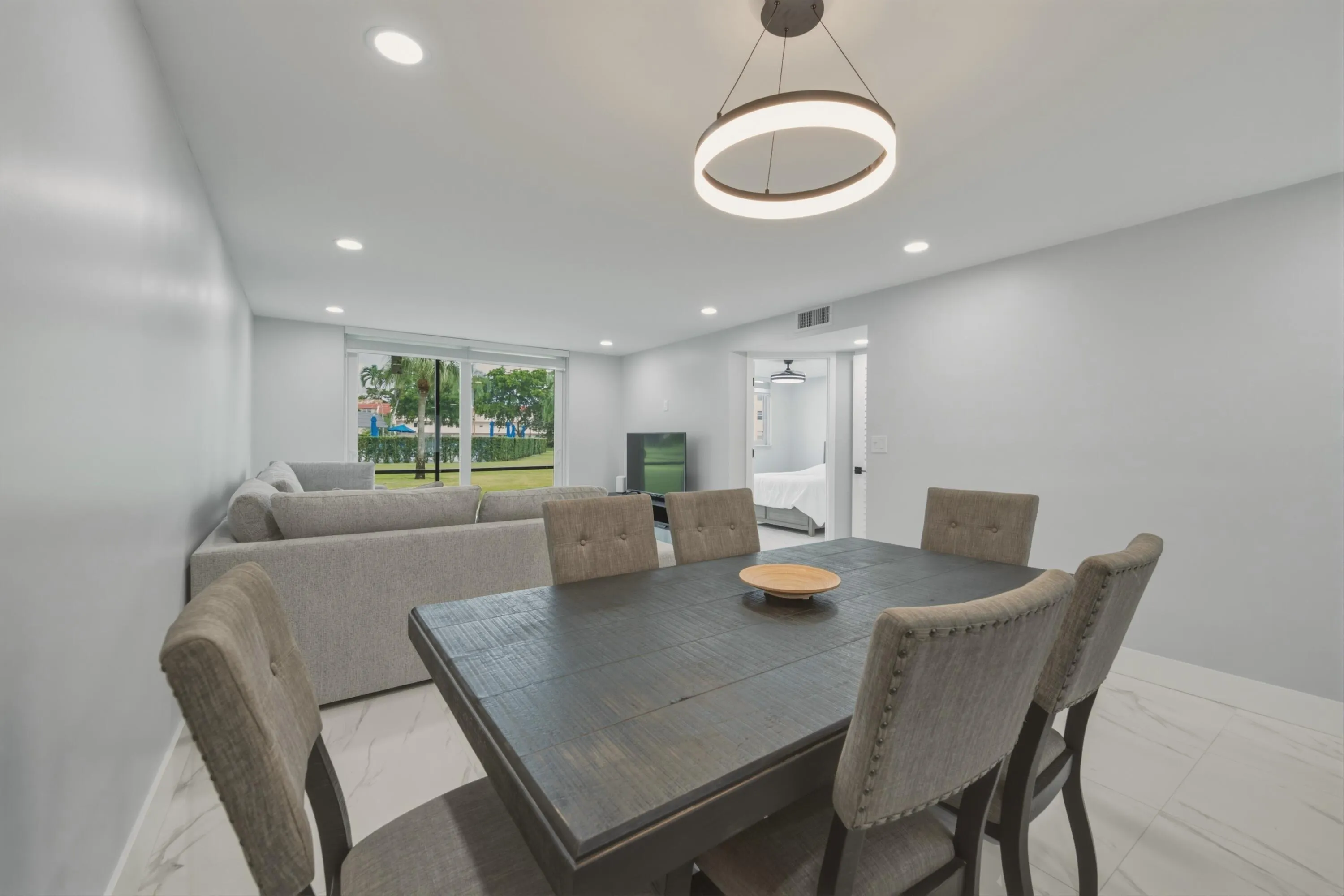 9523 S HOLLYBROOK LAKE Drive #107