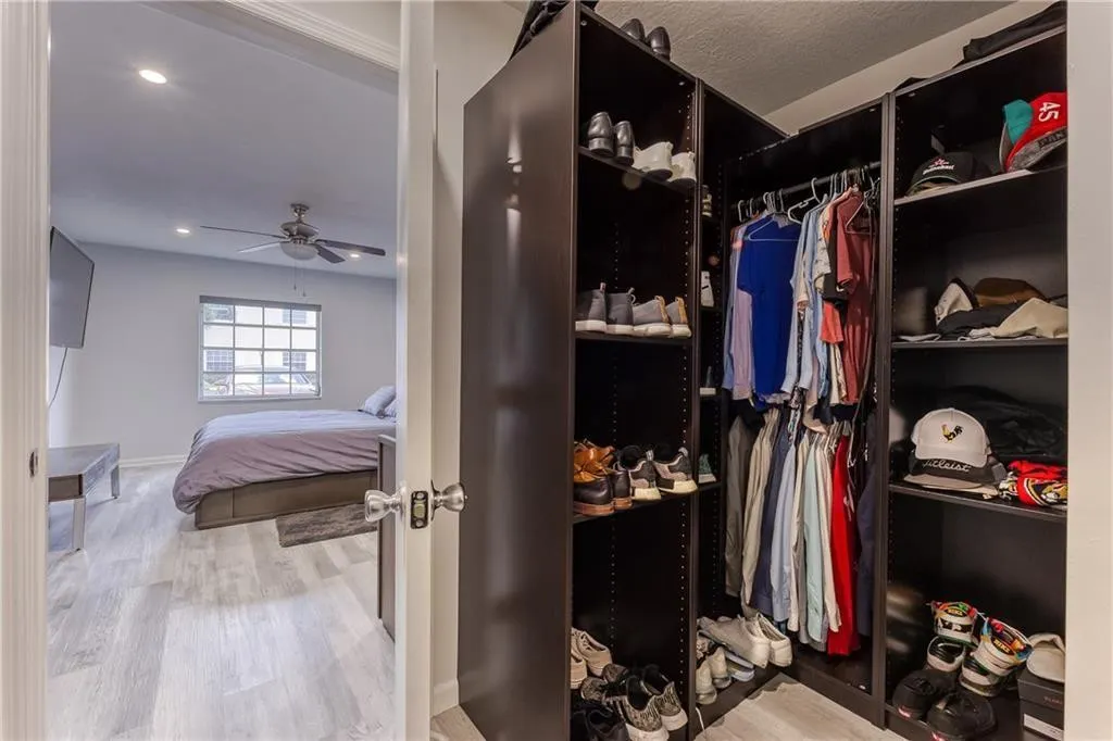 6295 BAY CLUB Drive #1