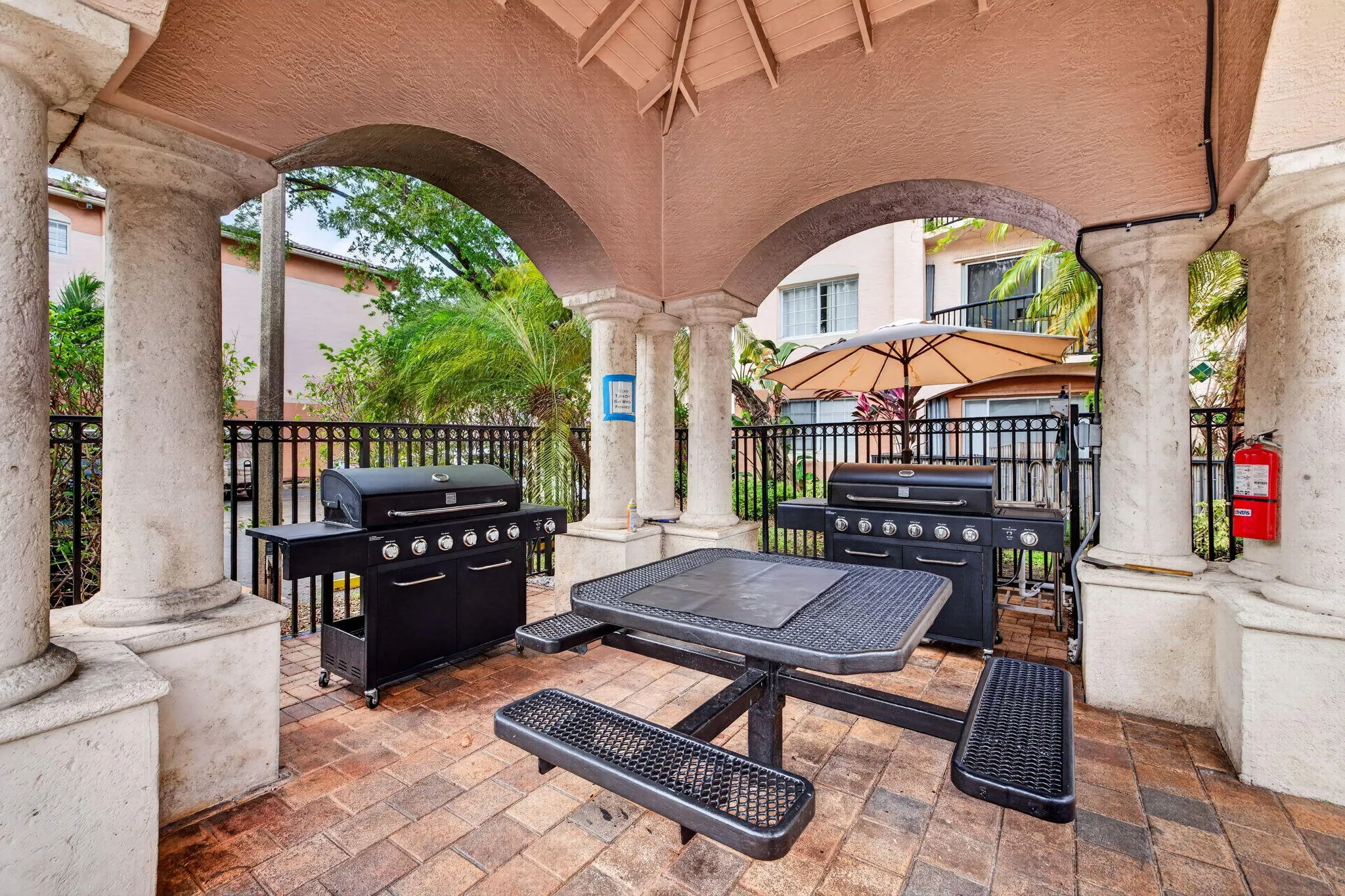 2039 SE 10TH Avenue #512
