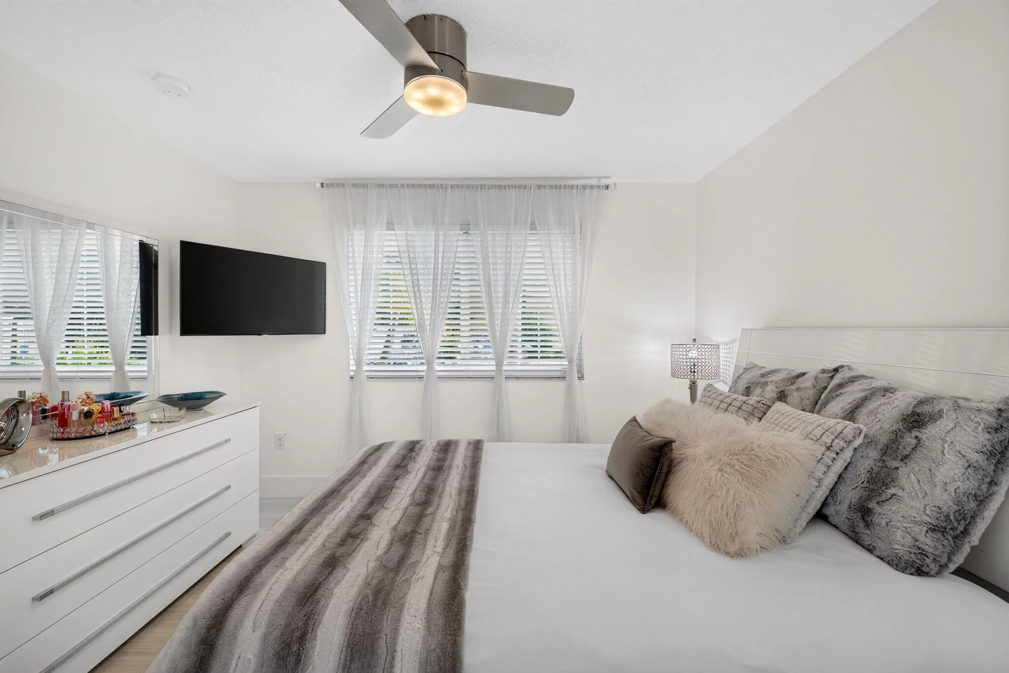 2039 SE 10TH Avenue #512
