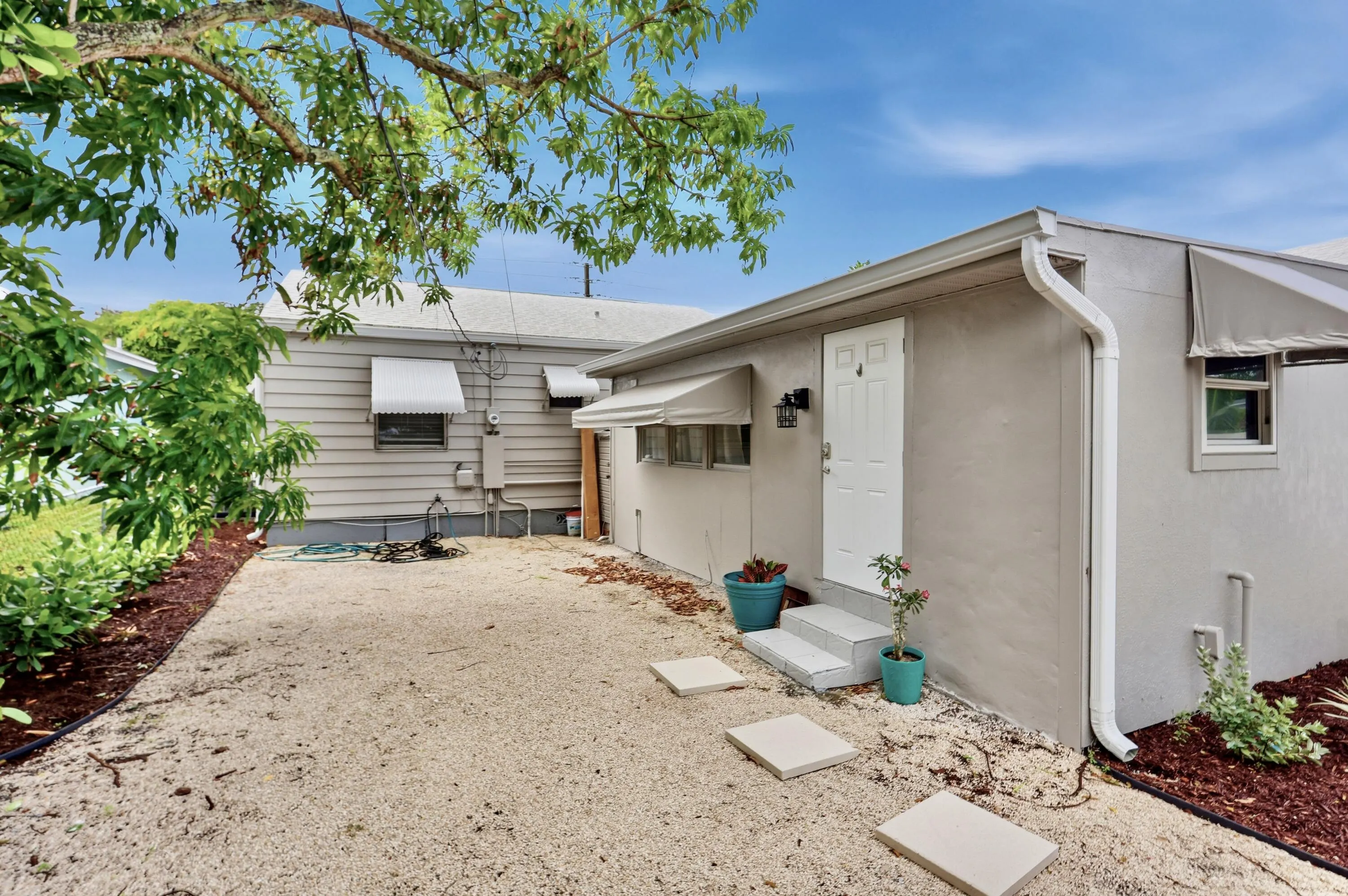 629 SE 4th Avenue #Back