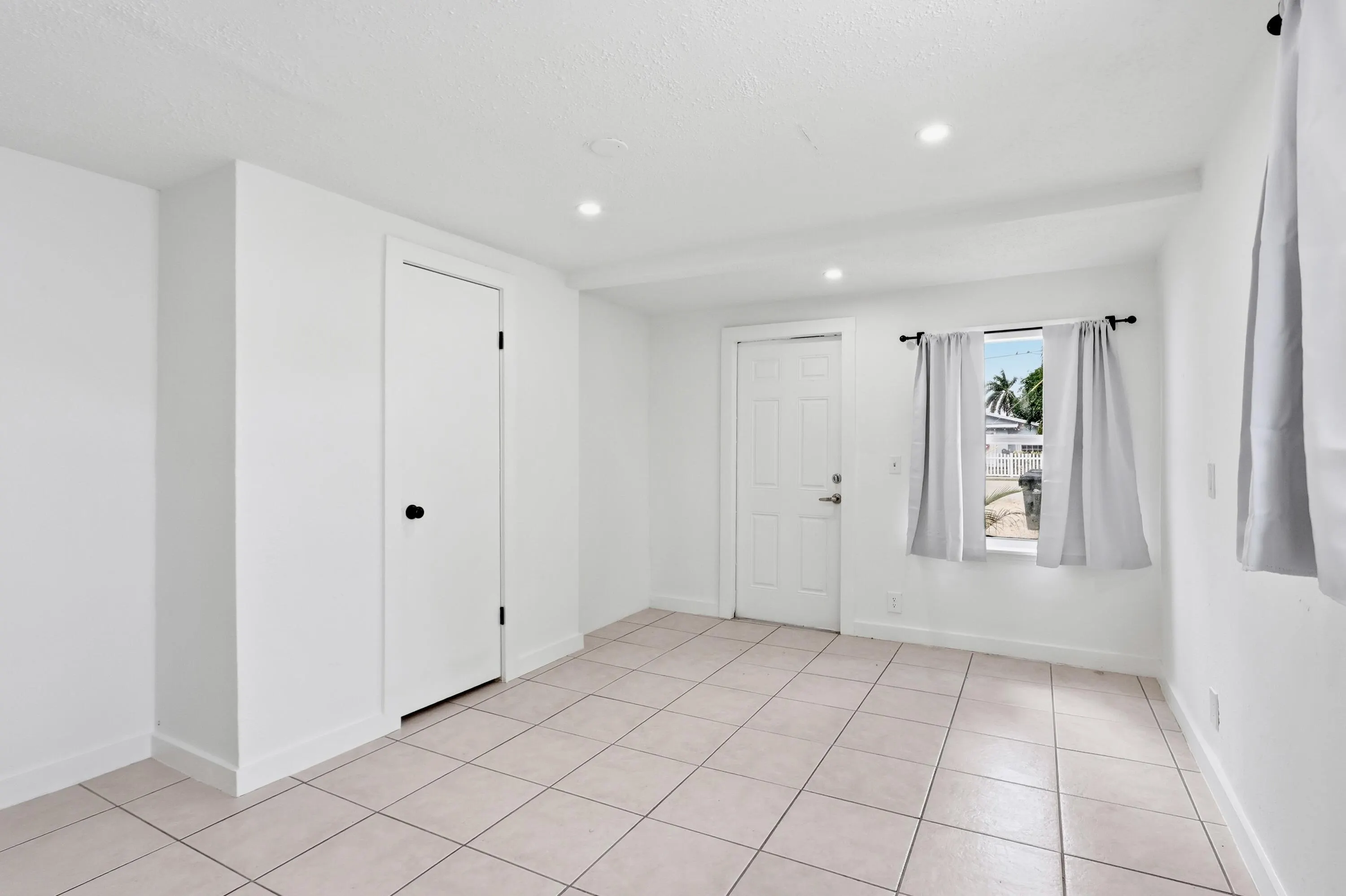 629 SE 4th Avenue #Back