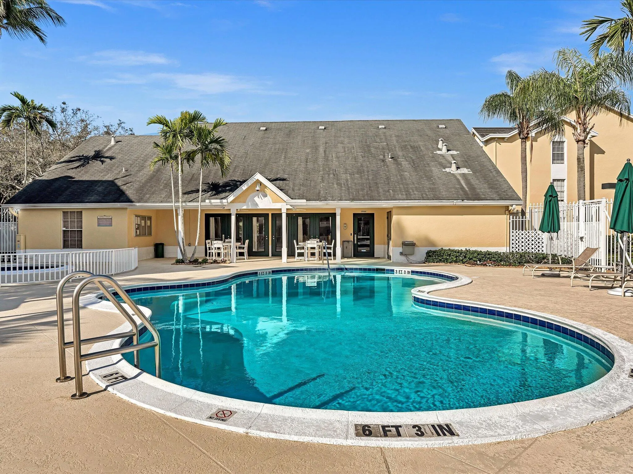 6284 LA COSTA Drive #K