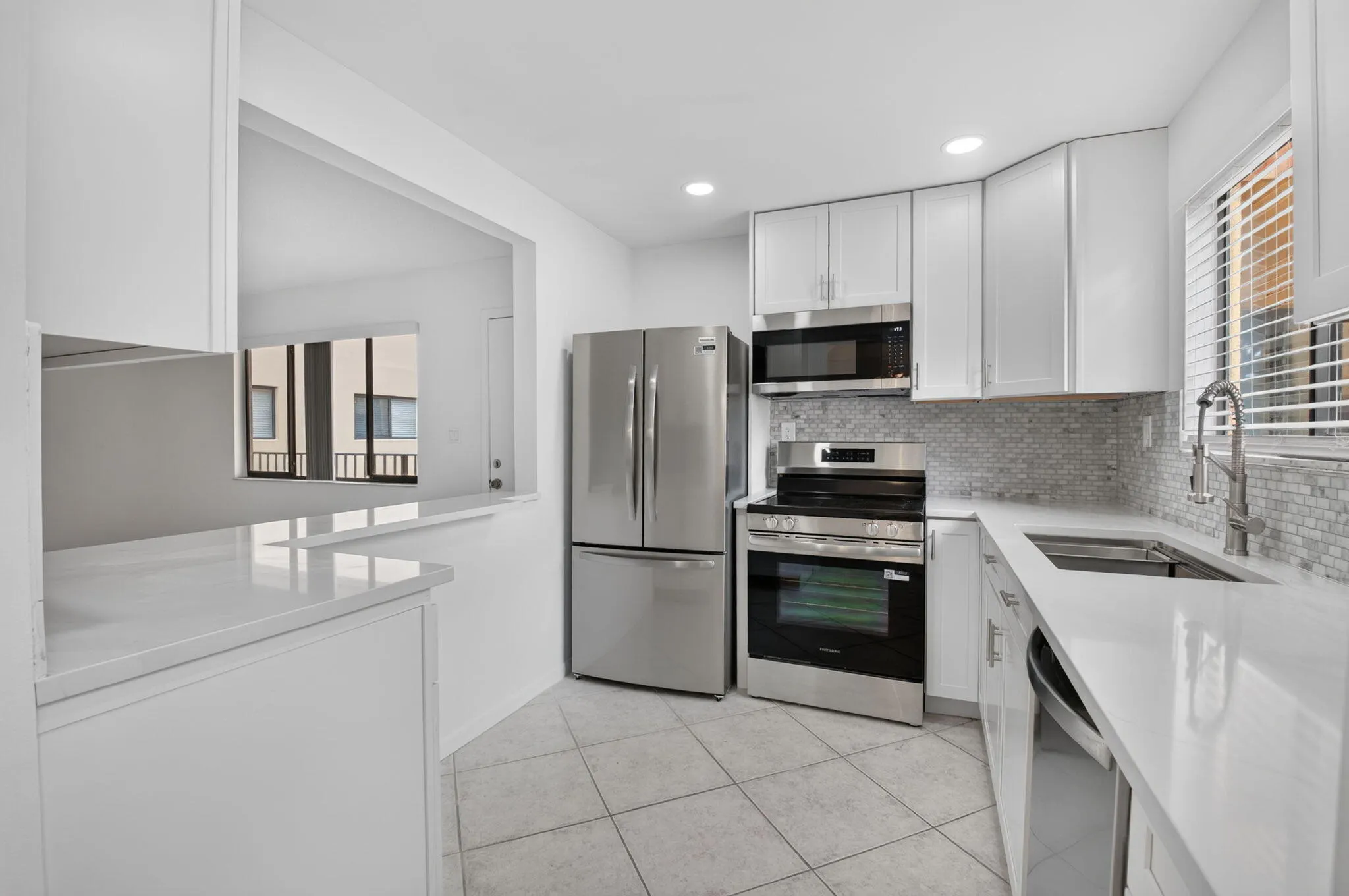 15216 LAKES OF DELRAY Boulevard #154