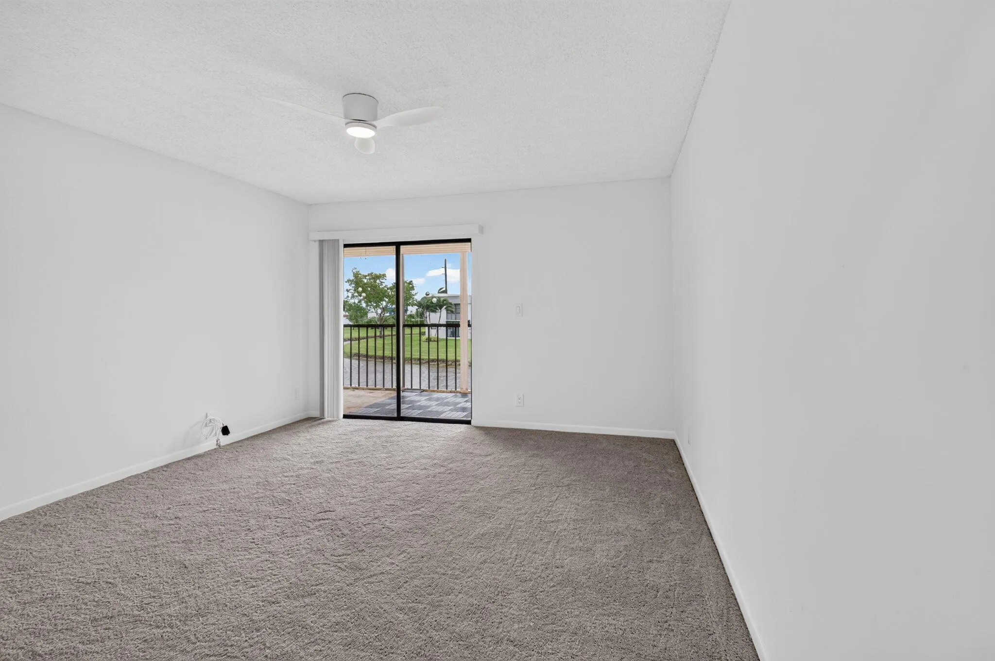 15216 LAKES OF DELRAY Boulevard #154