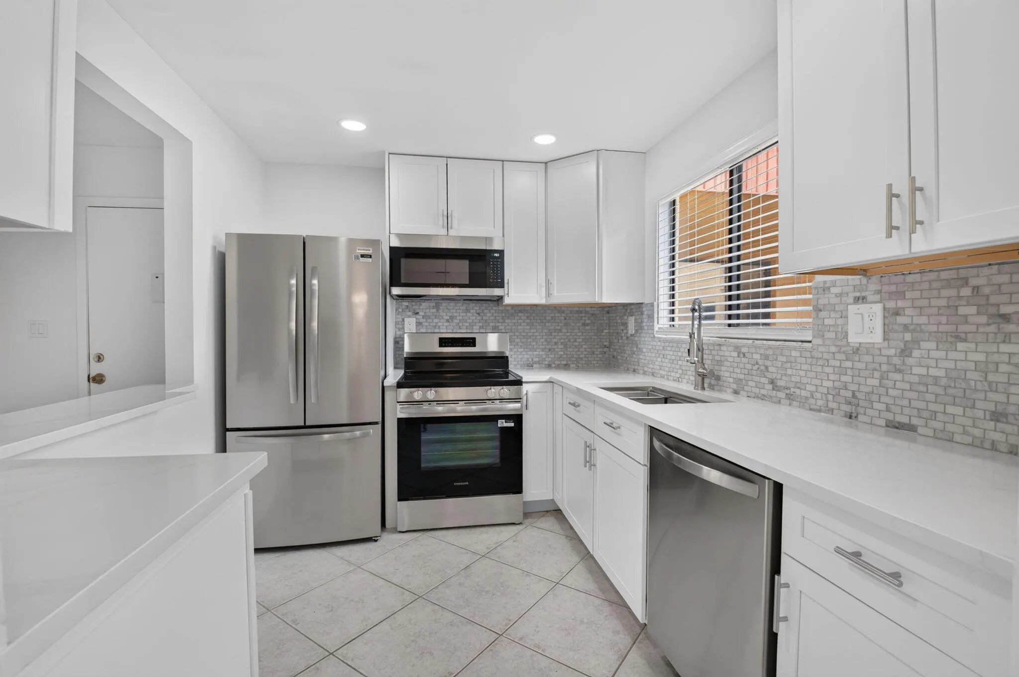 15216 LAKES OF DELRAY Boulevard #154