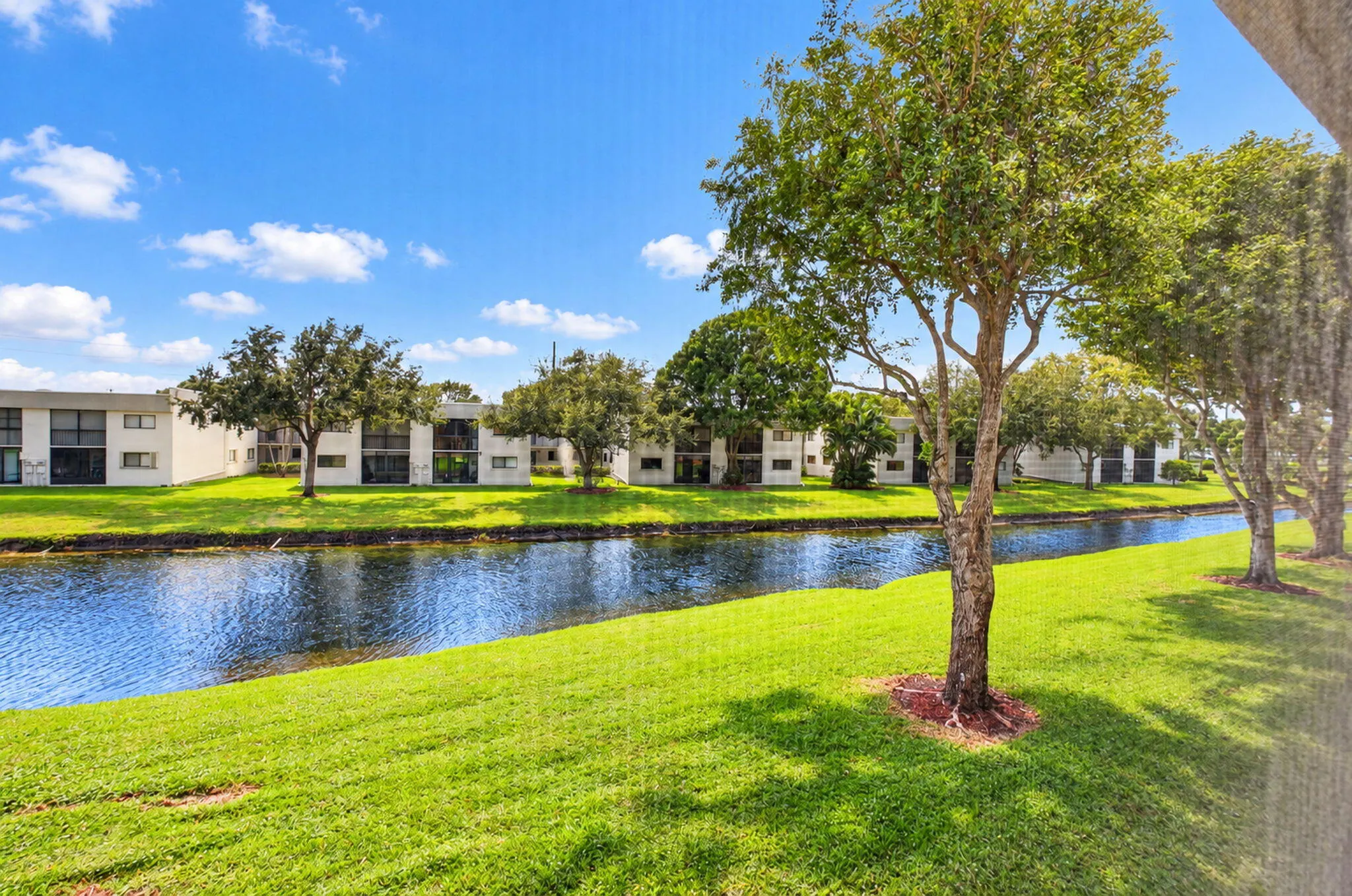 15216 LAKES OF DELRAY Boulevard #154