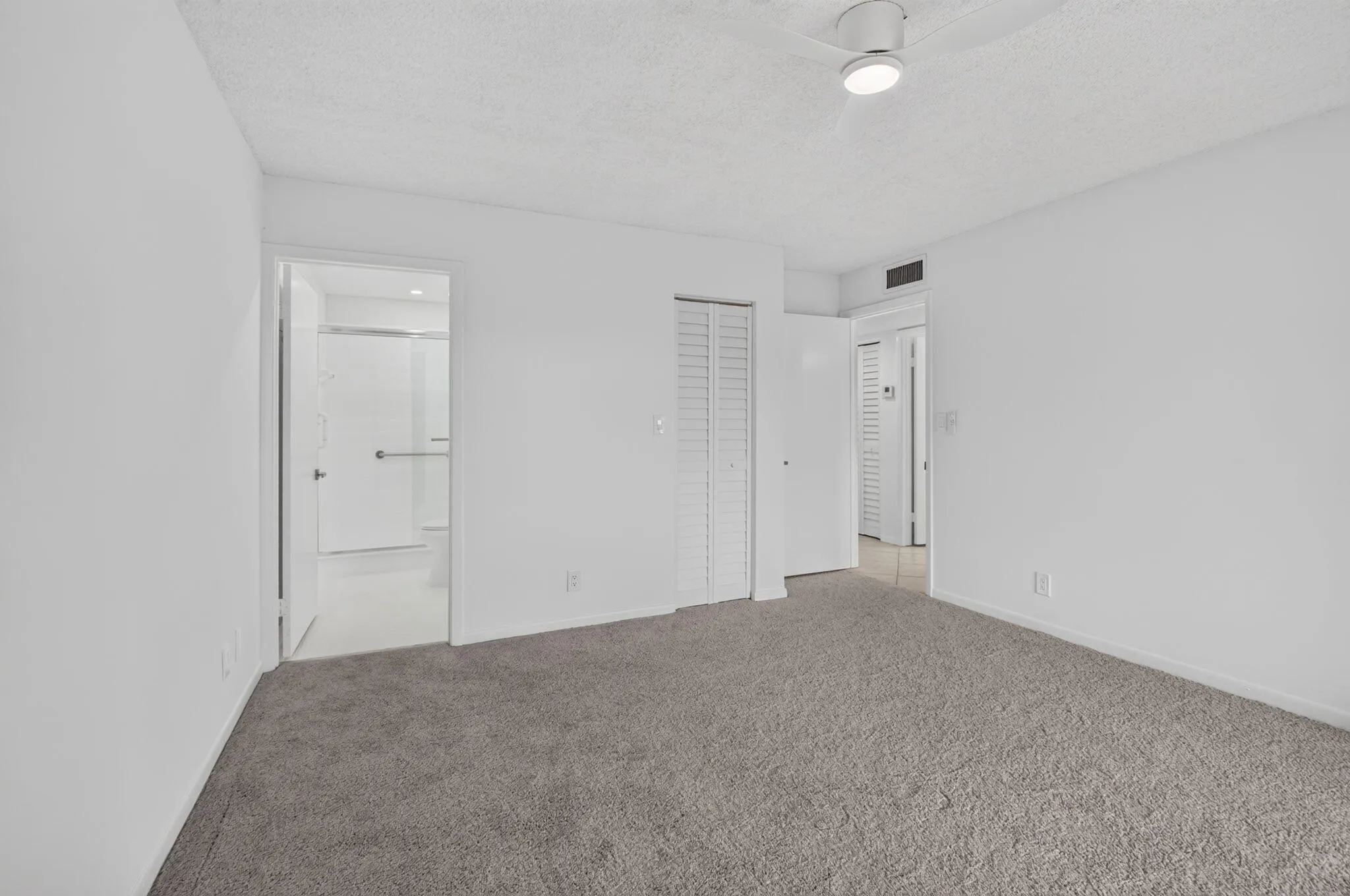 15216 LAKES OF DELRAY Boulevard #154