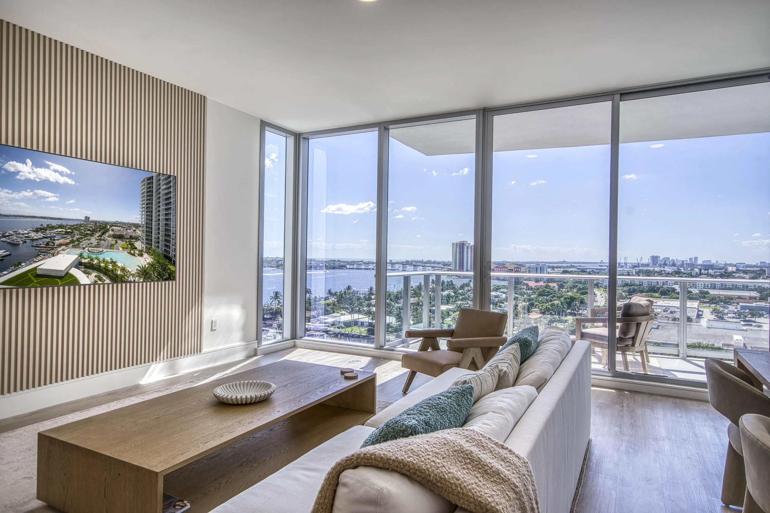 220 Lake Shore Drive #1207